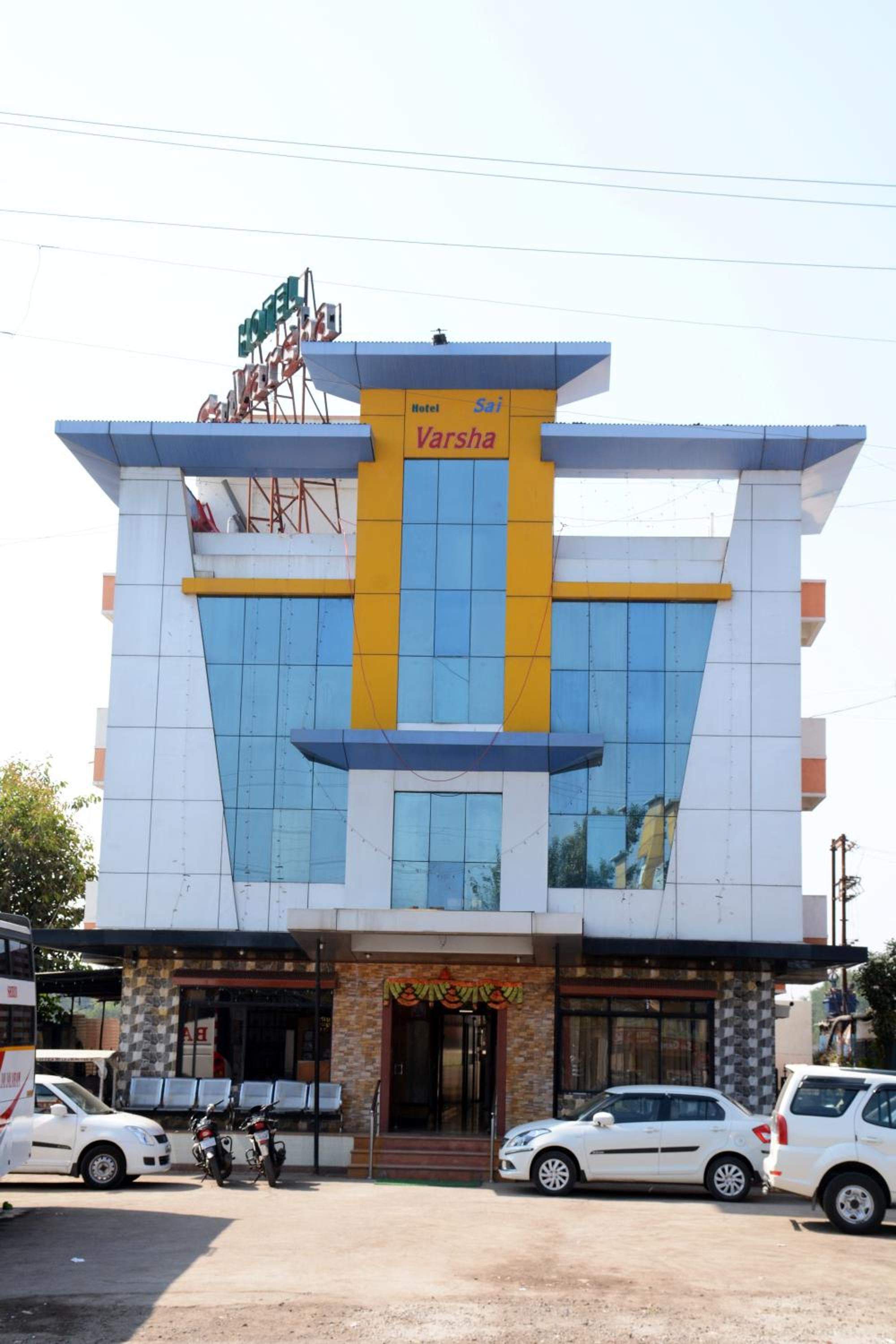 Shirdi Vacations - Hotel Sai Varsha - Property Image 1