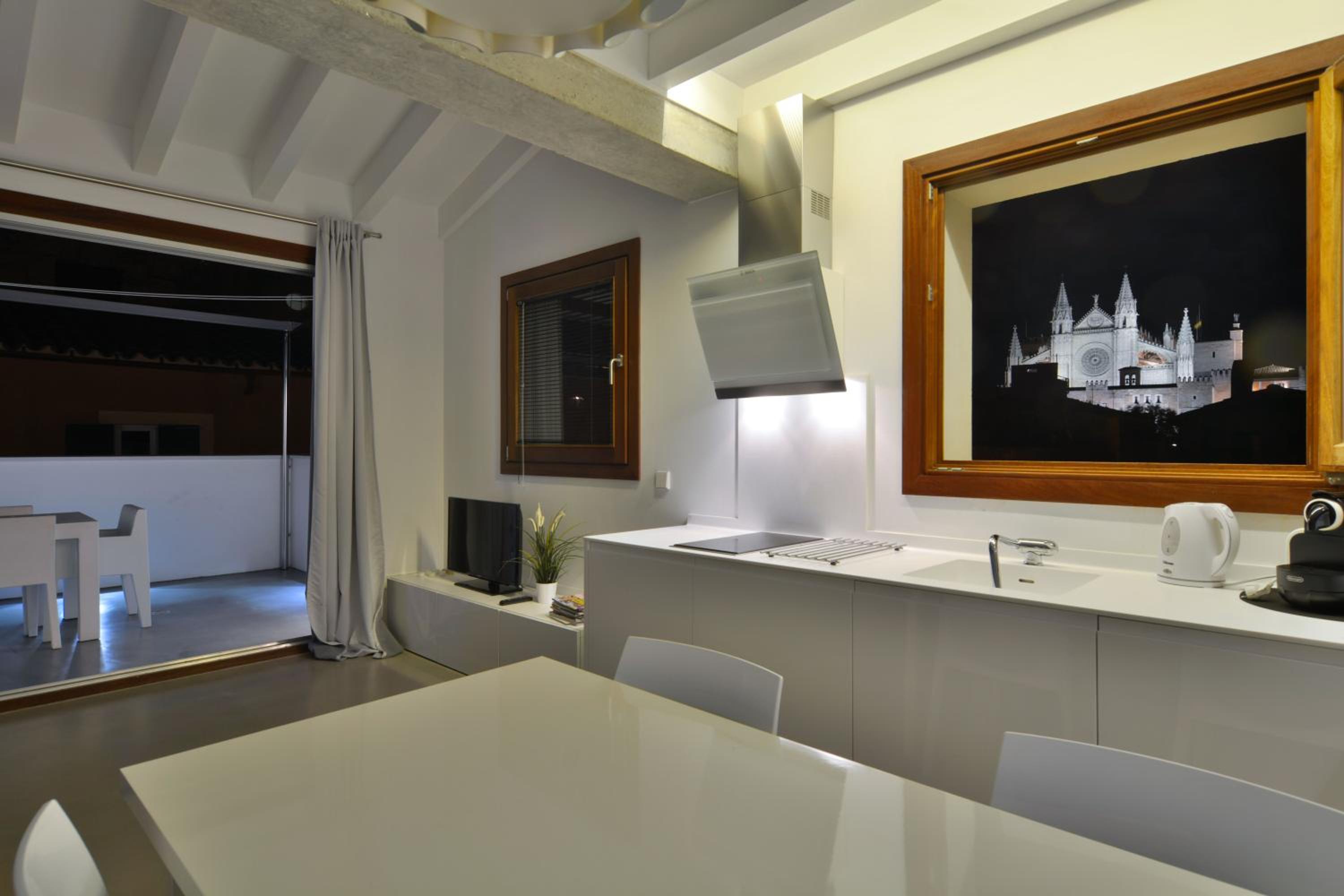 Lonja Suites Apartments