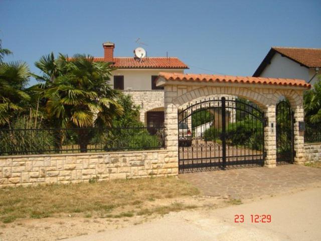 Photo 24