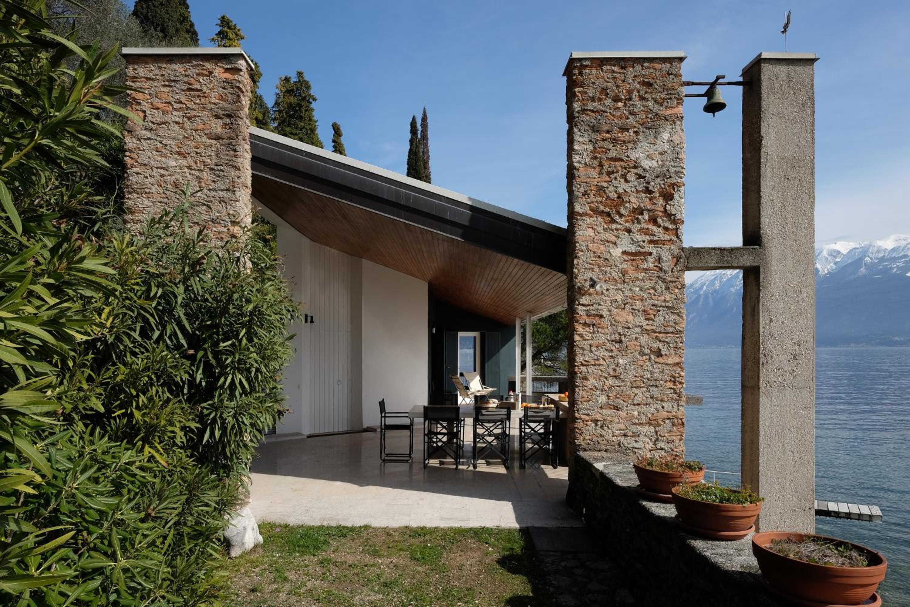 Villa Coccodrilla view 2