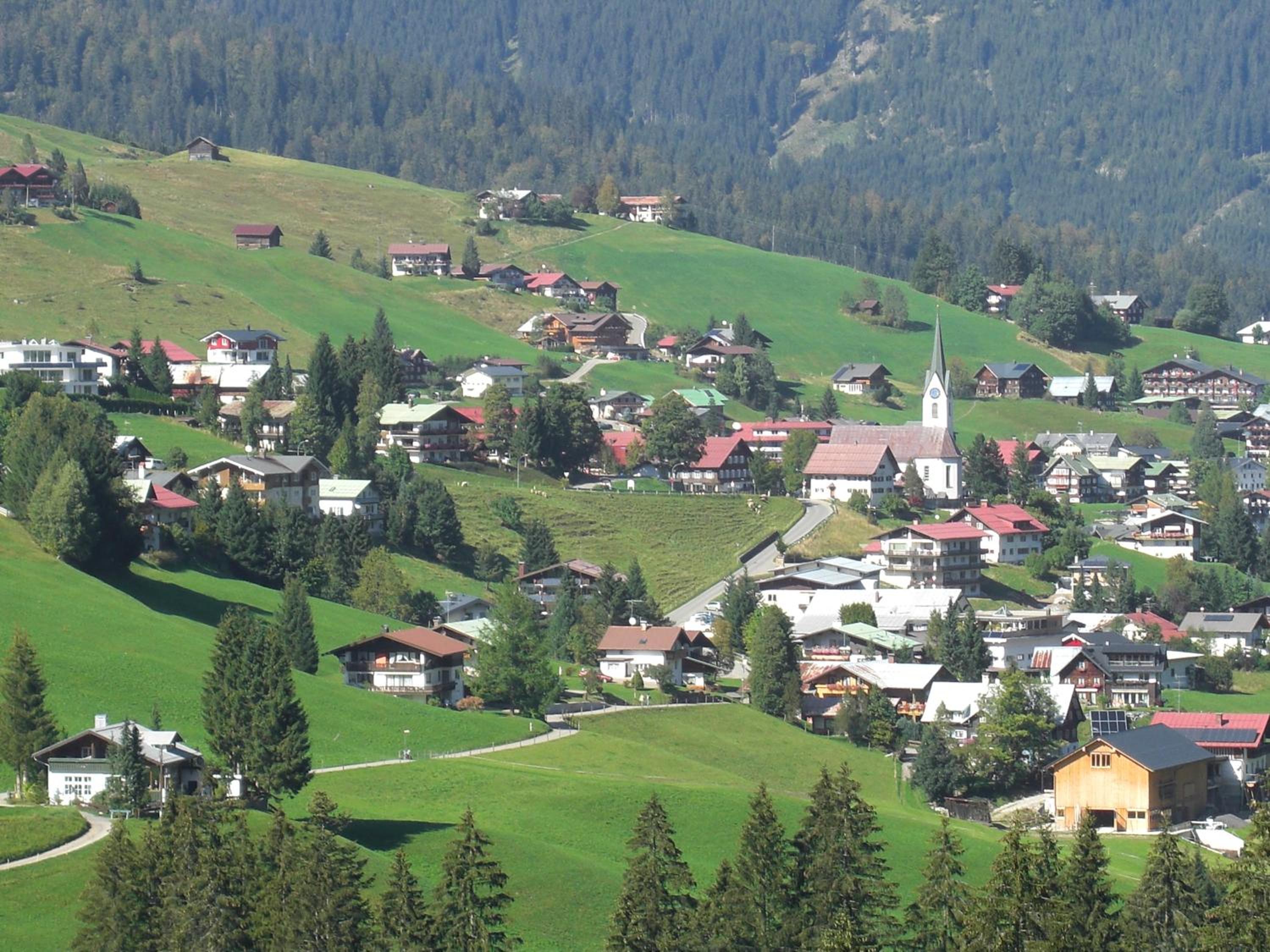 Photo 10