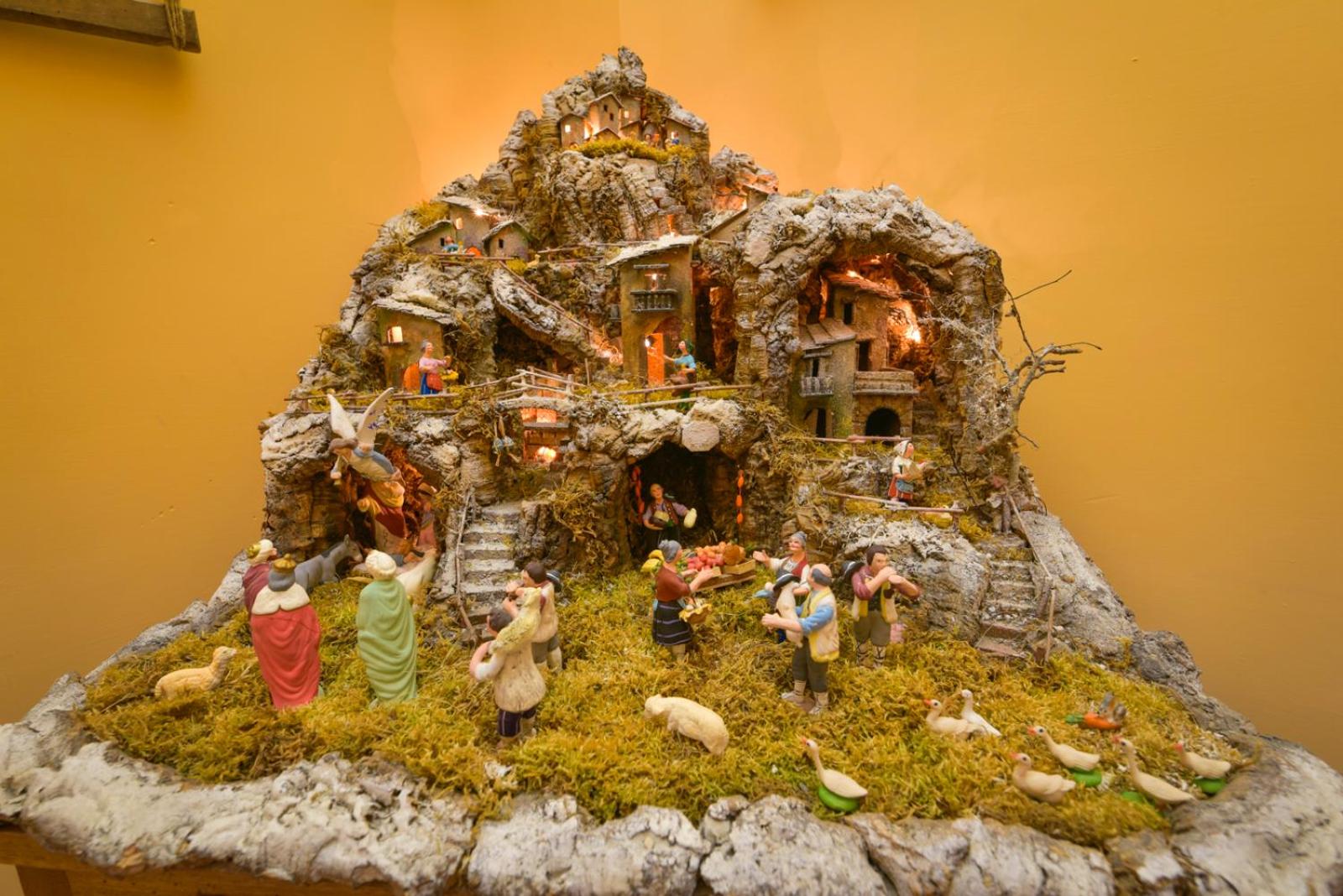 Photo 33