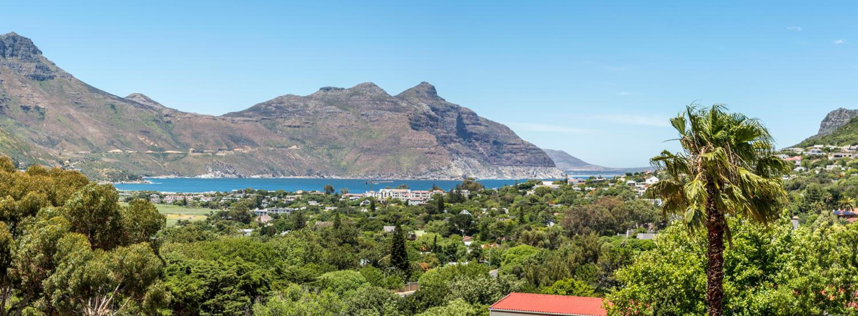 Hout Bay Lodge view 3