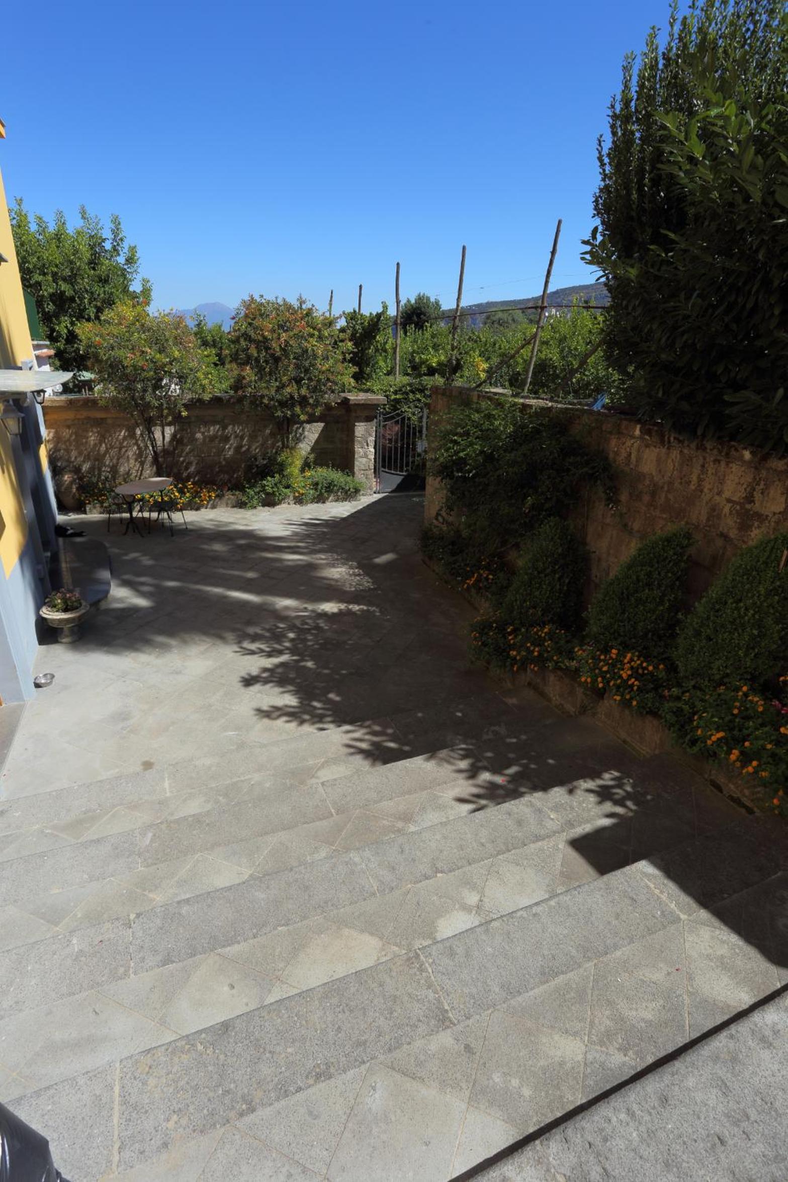 Ambrosio Relais