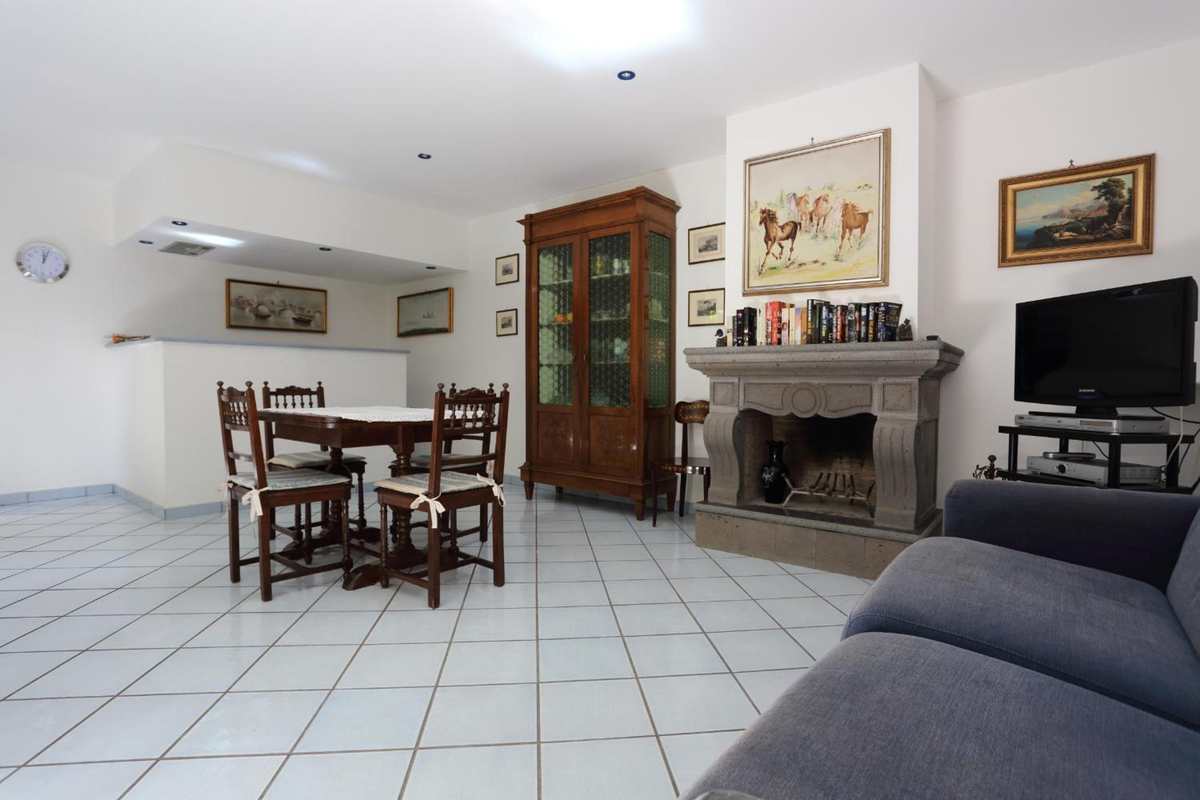 Ambrosio Relais