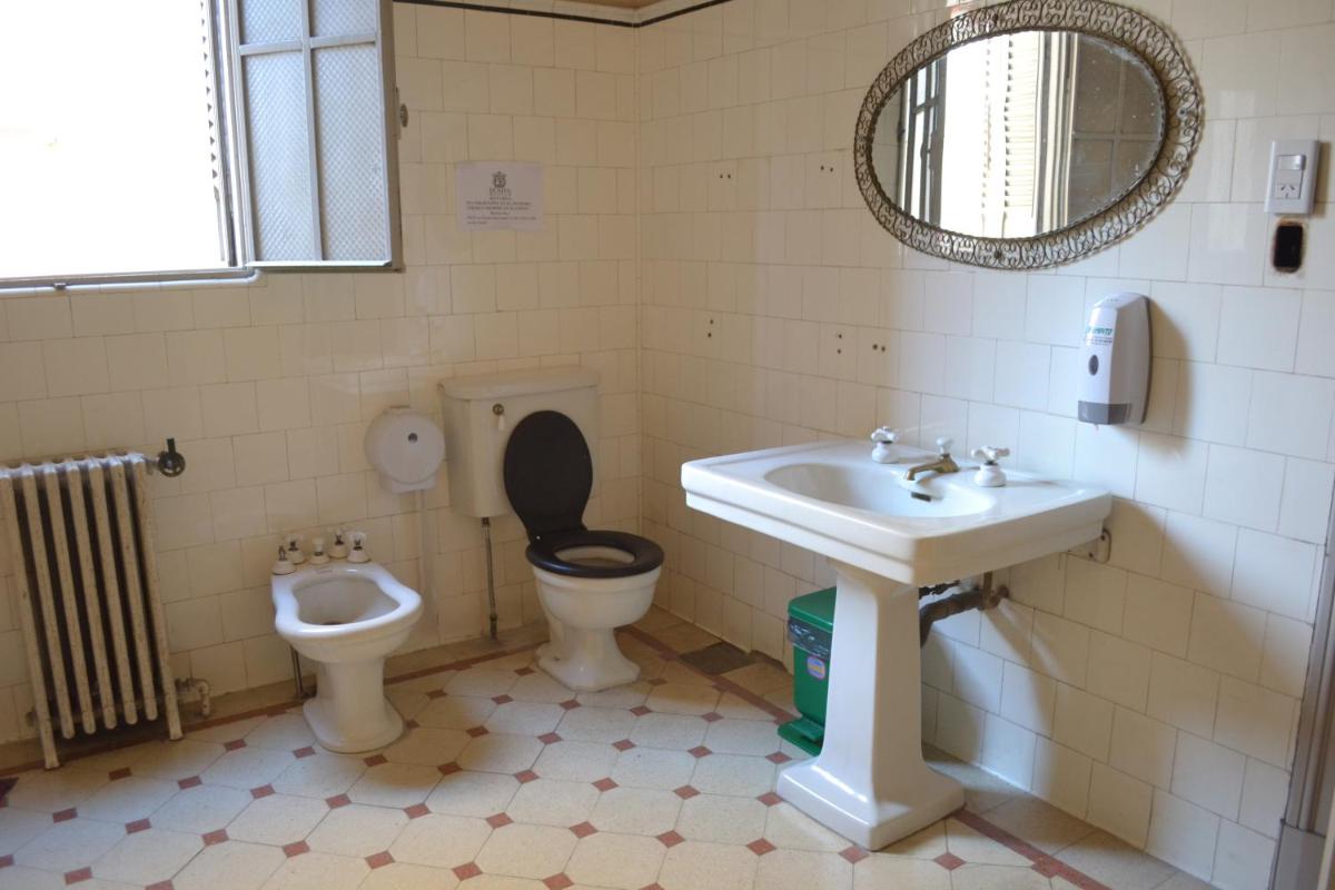 Be King Hostel