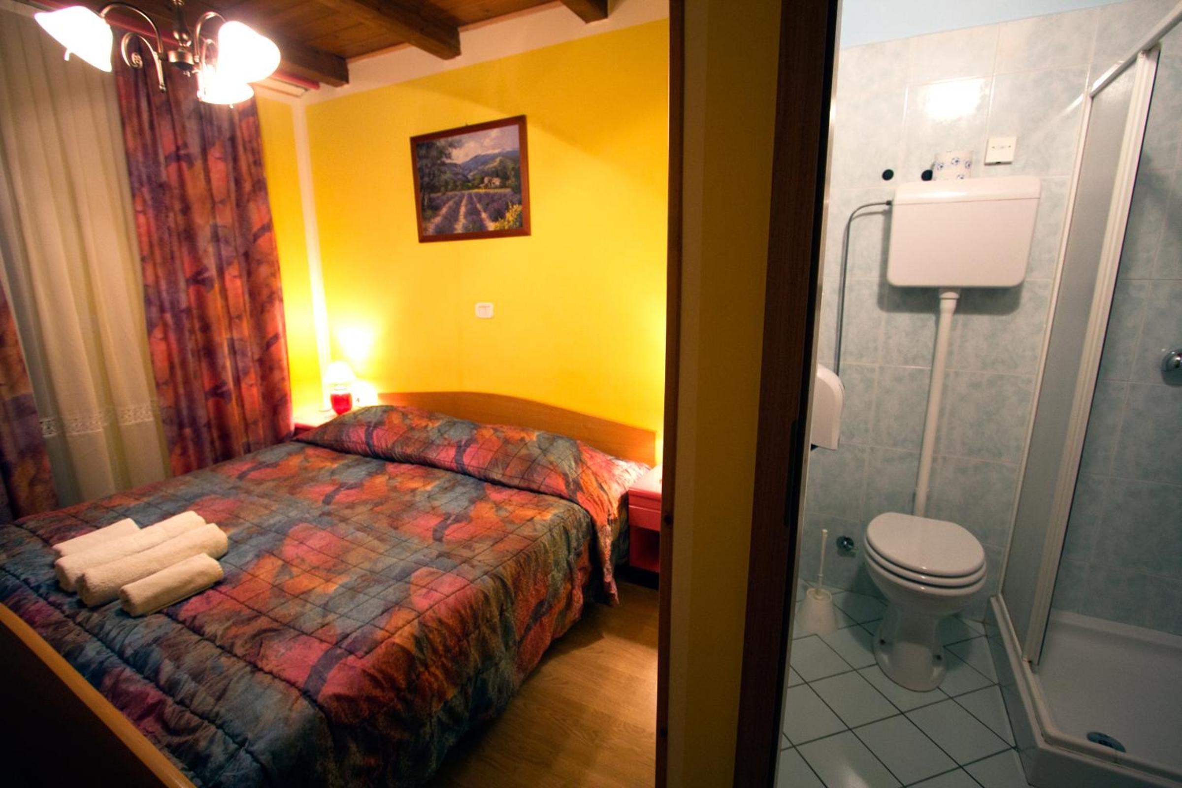 Photo 38