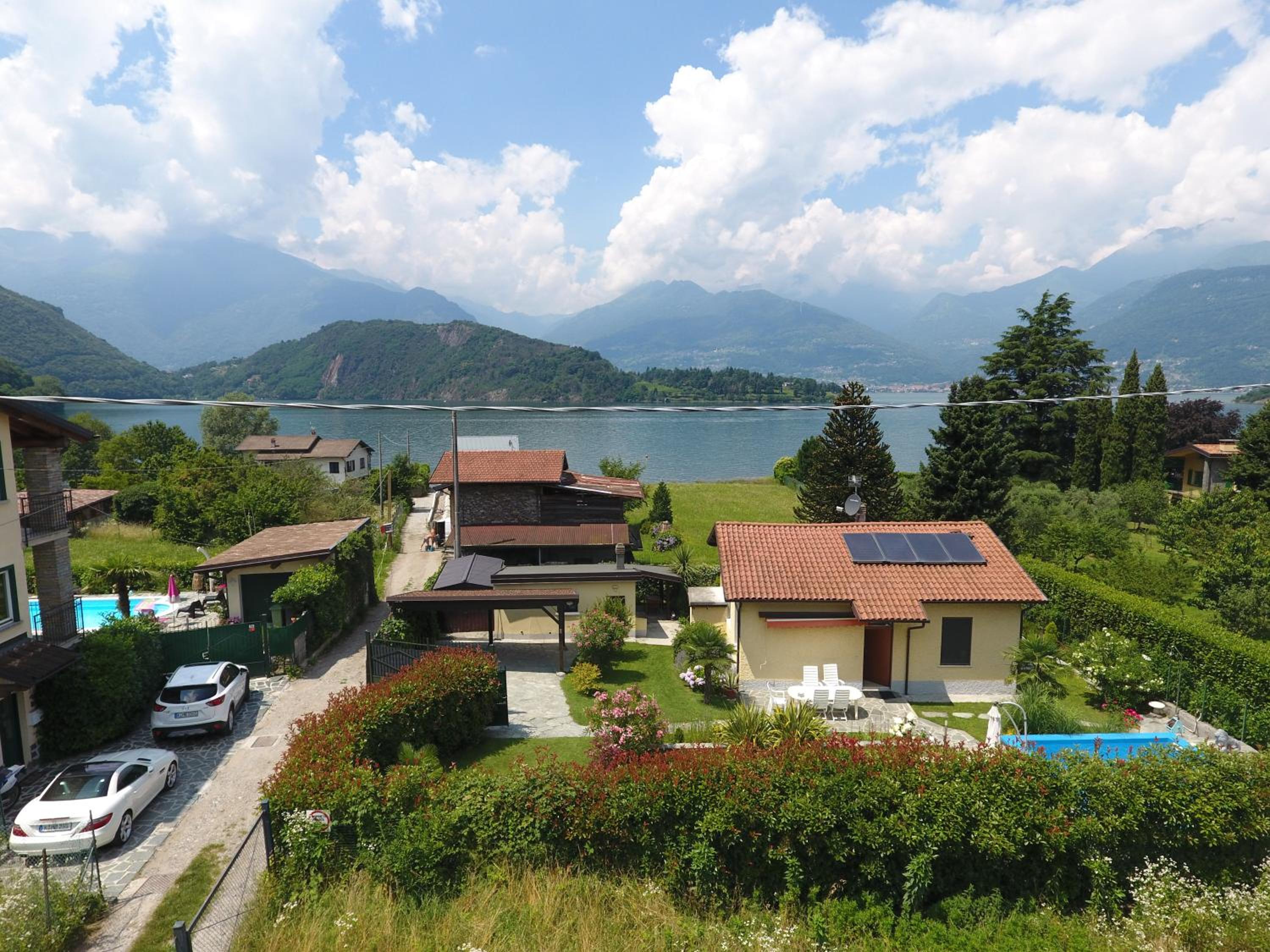 Casa Favorita view 2