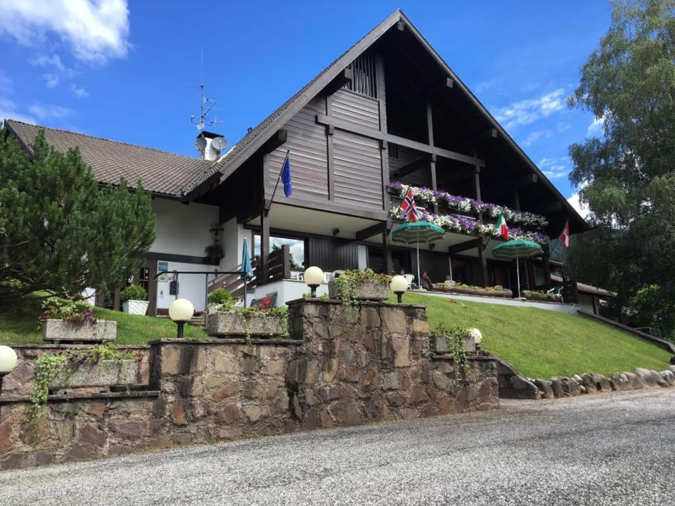 Hotel Panorama - Image 1