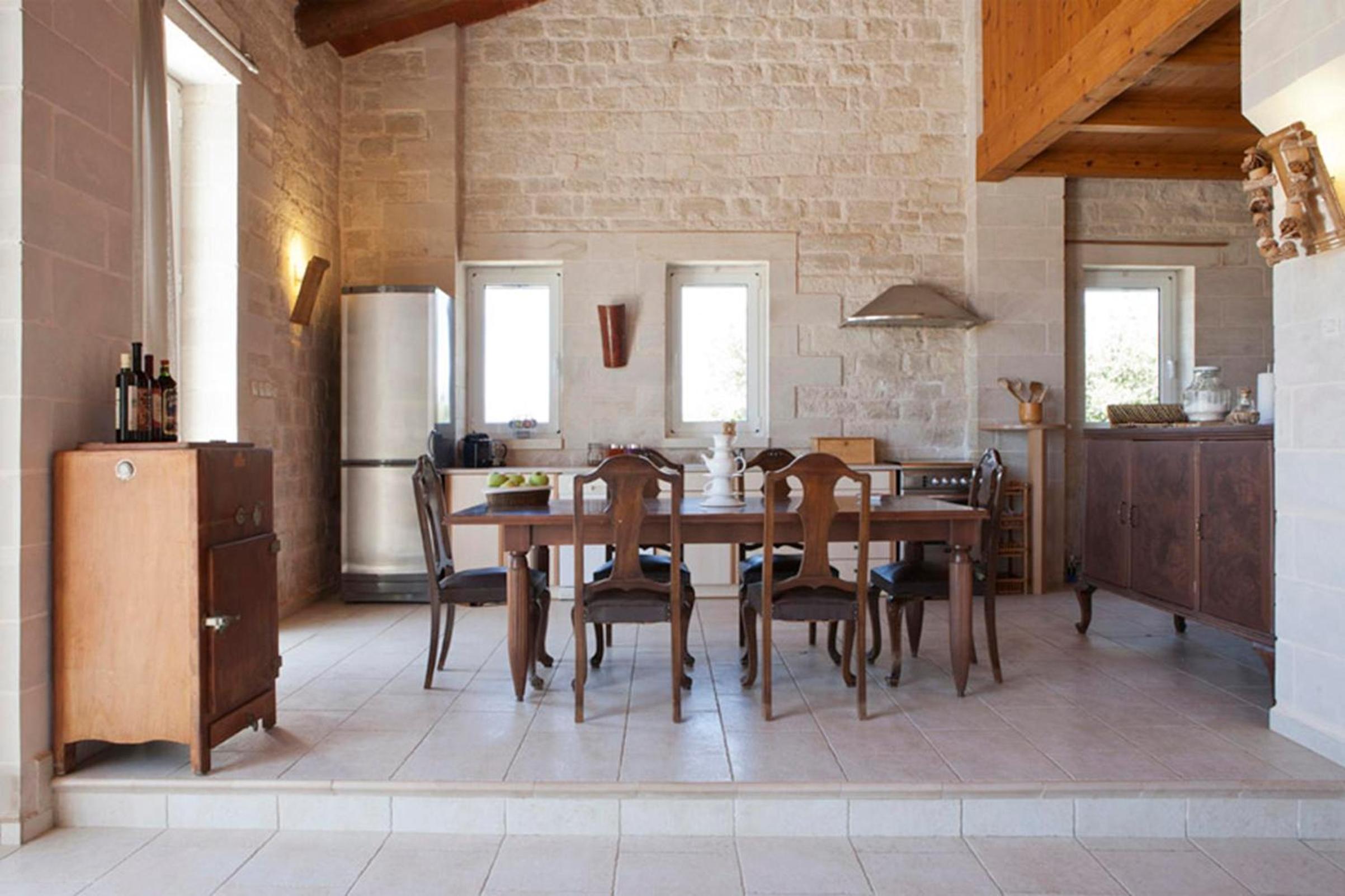 Stone Built Private villa Limeri with pool, BBQ & Shaded Patio