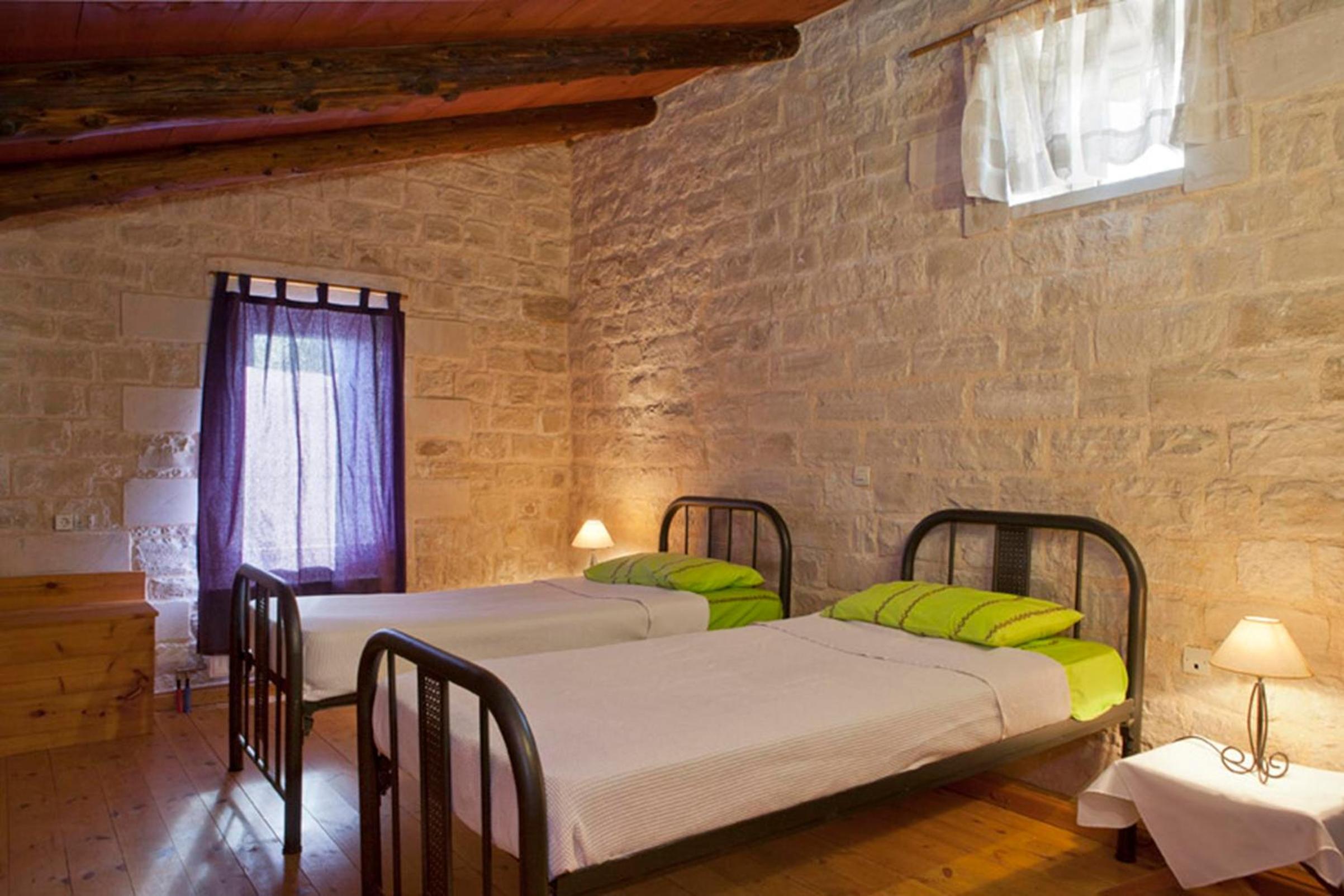 Stone Built Private villa Limeri with pool, BBQ & Shaded Patio