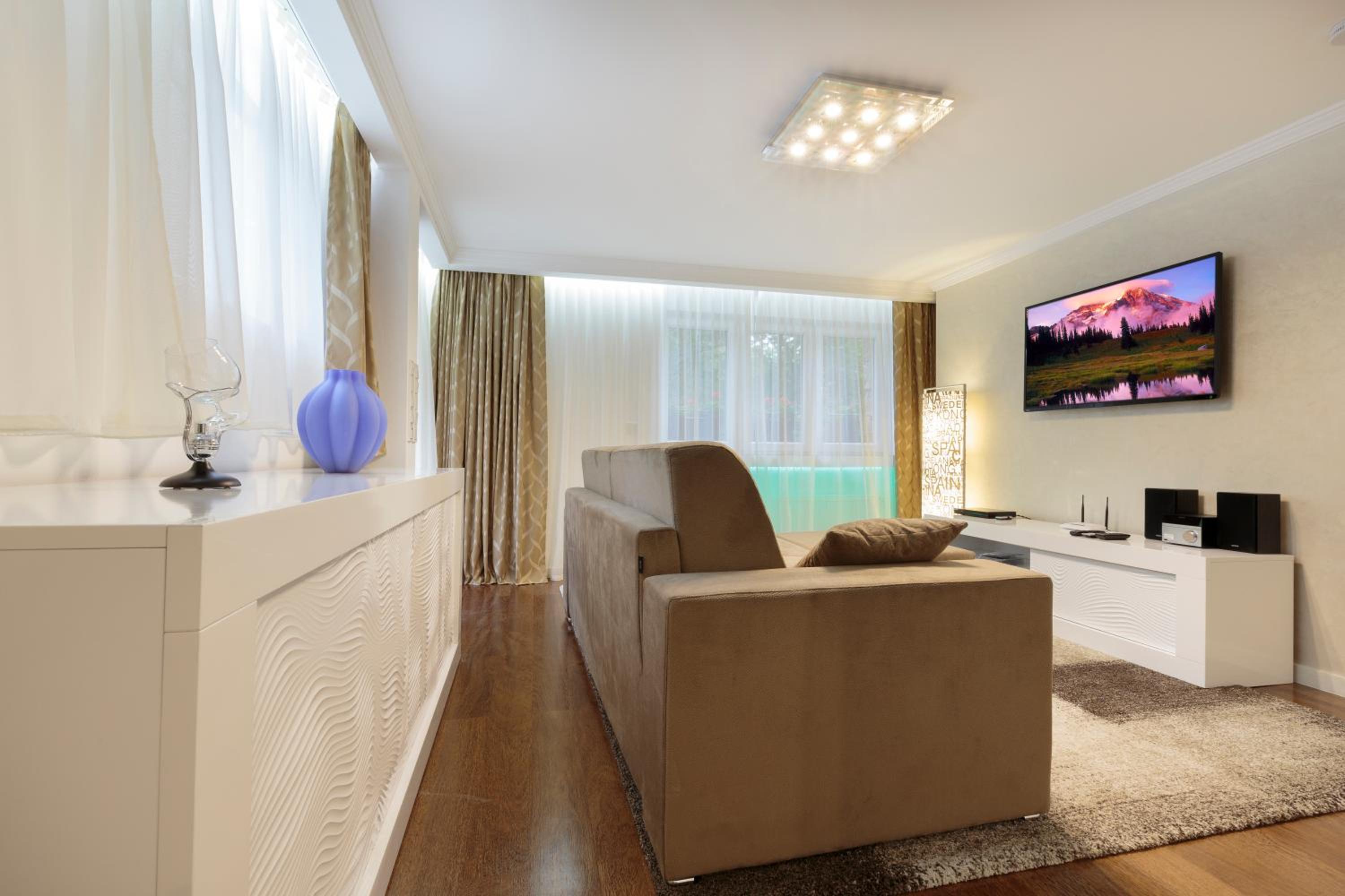 The Queen Luxury Apartments - Villa Vinicia