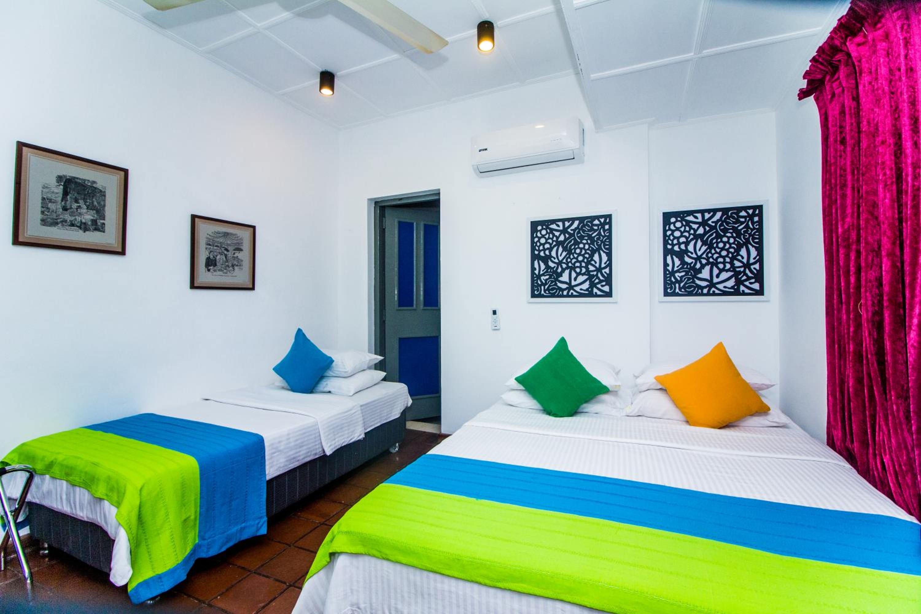 Settle Inn Tourist Lodge