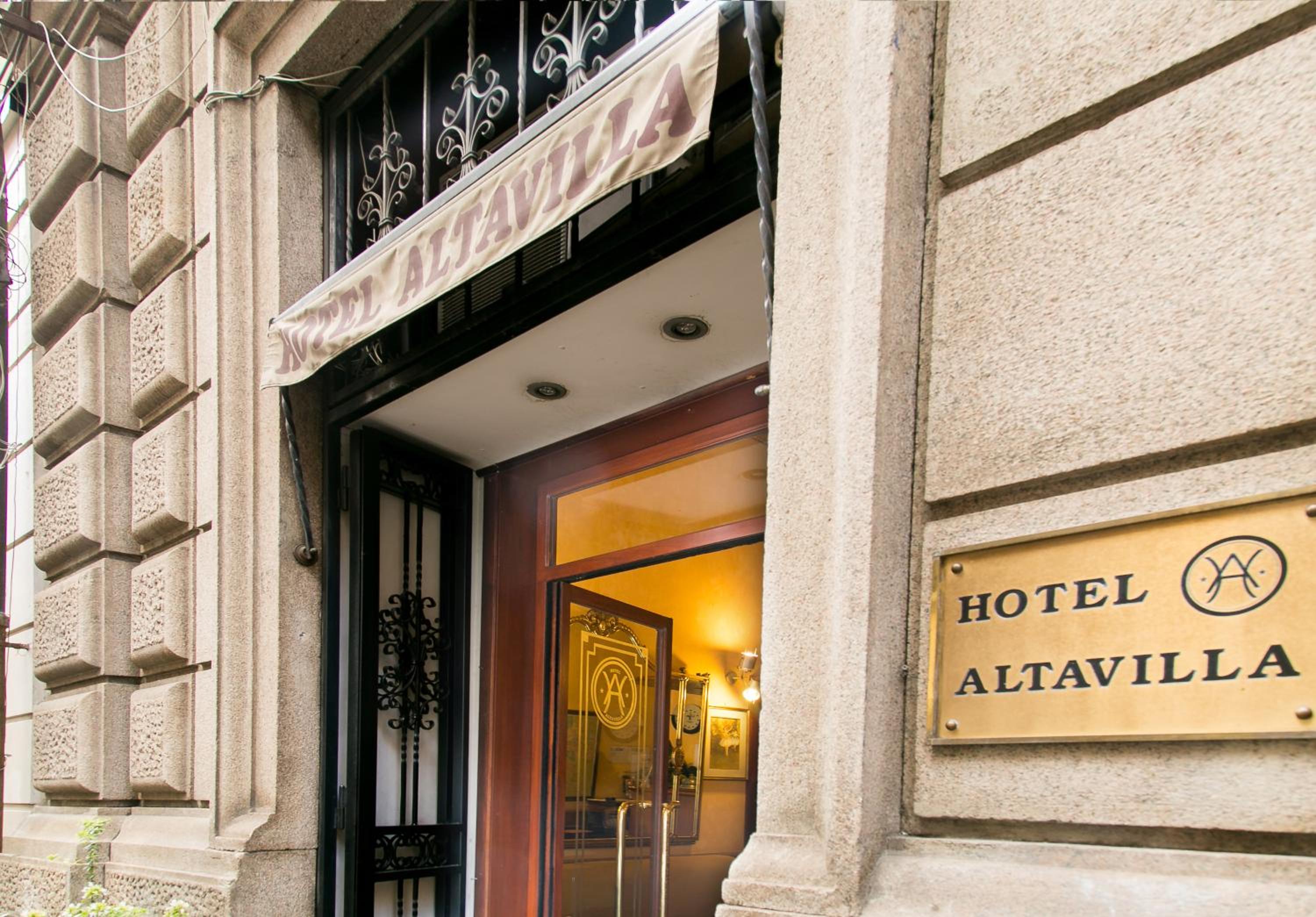 Hotel Altavilla 9 view 2