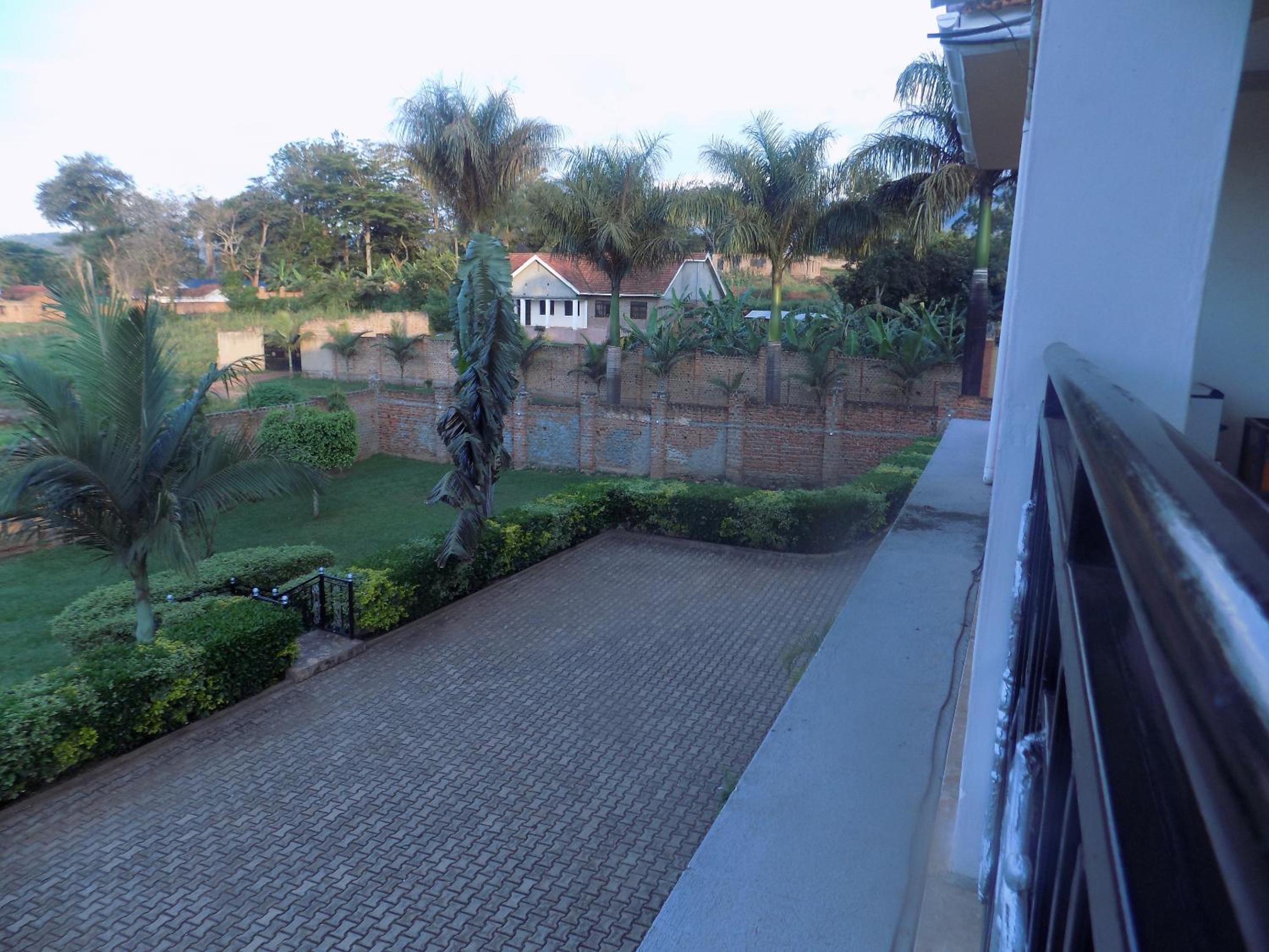 Dream Palace Hotel Mbale