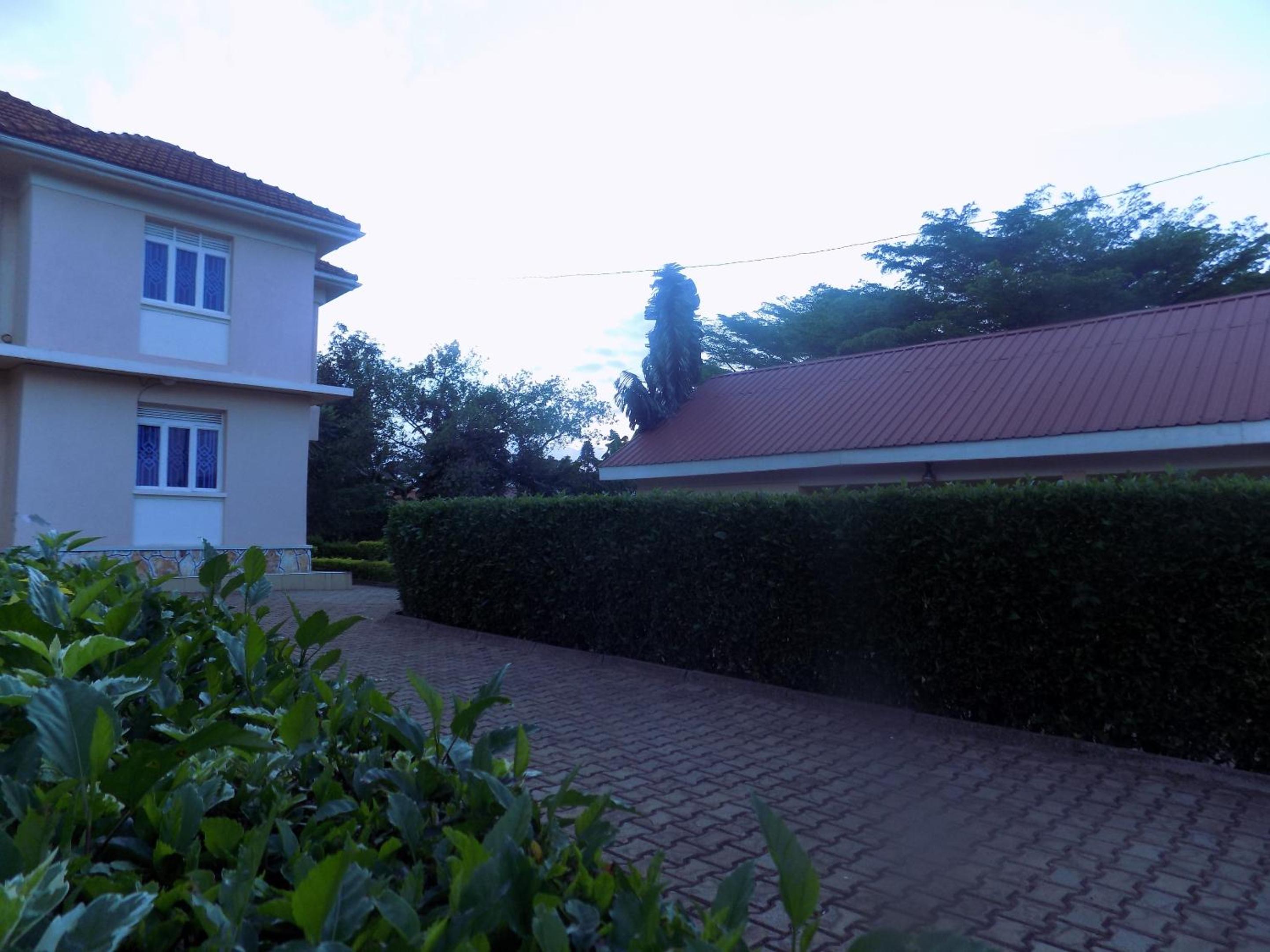 Dream Palace Hotel Mbale