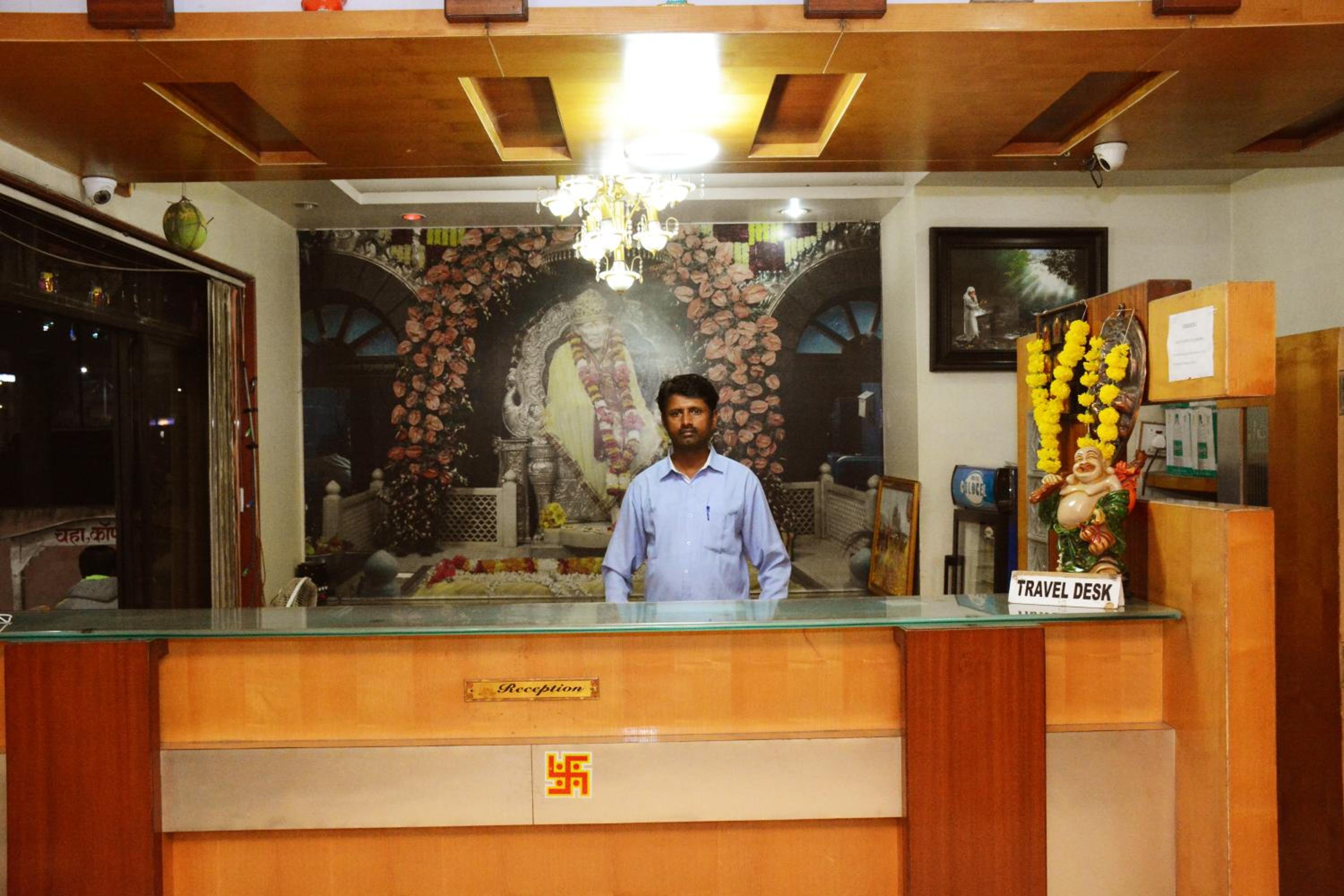 Shirdi Vacations - Hotel Sai Varsha - Property Image 3