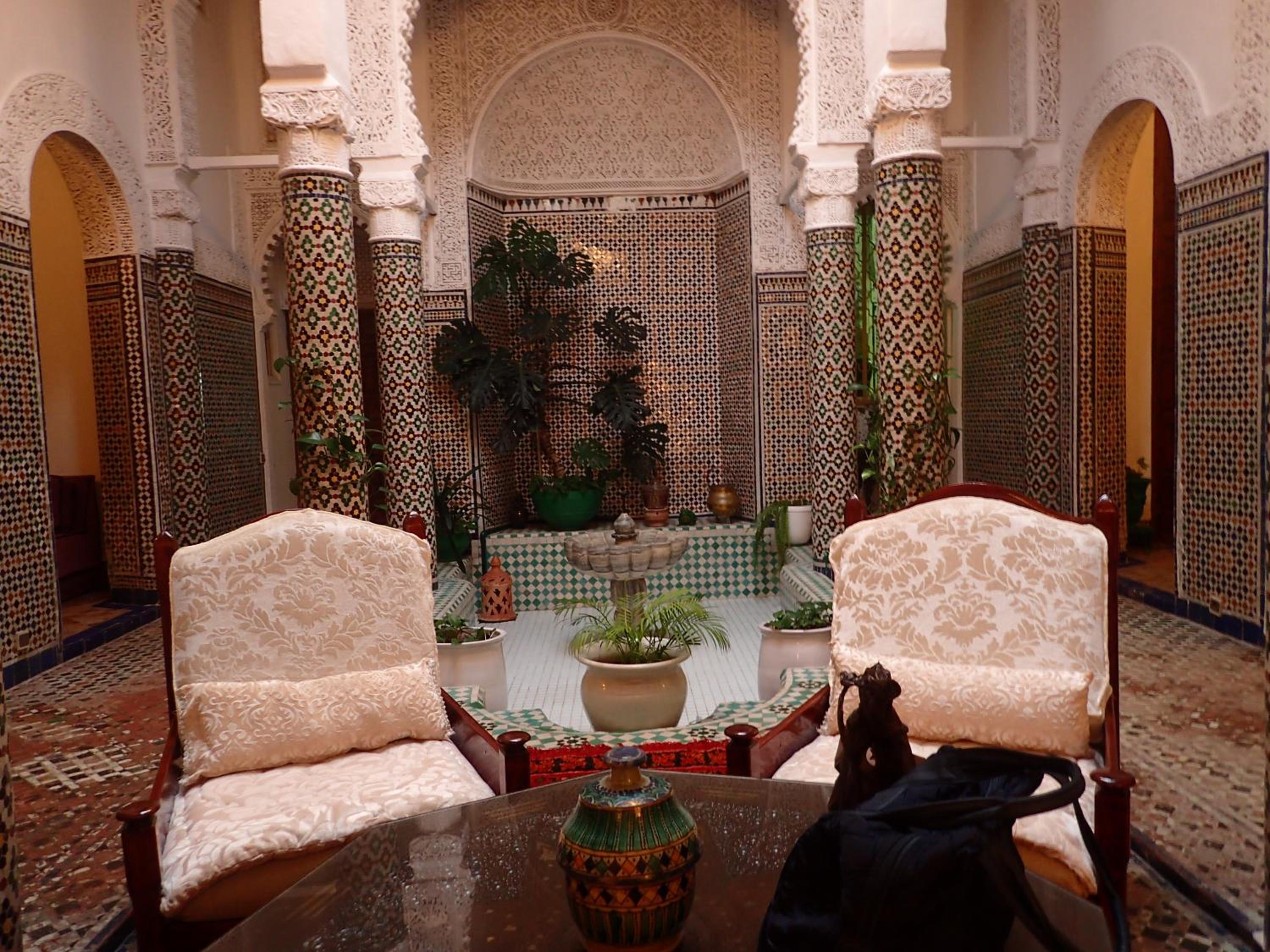 lounge