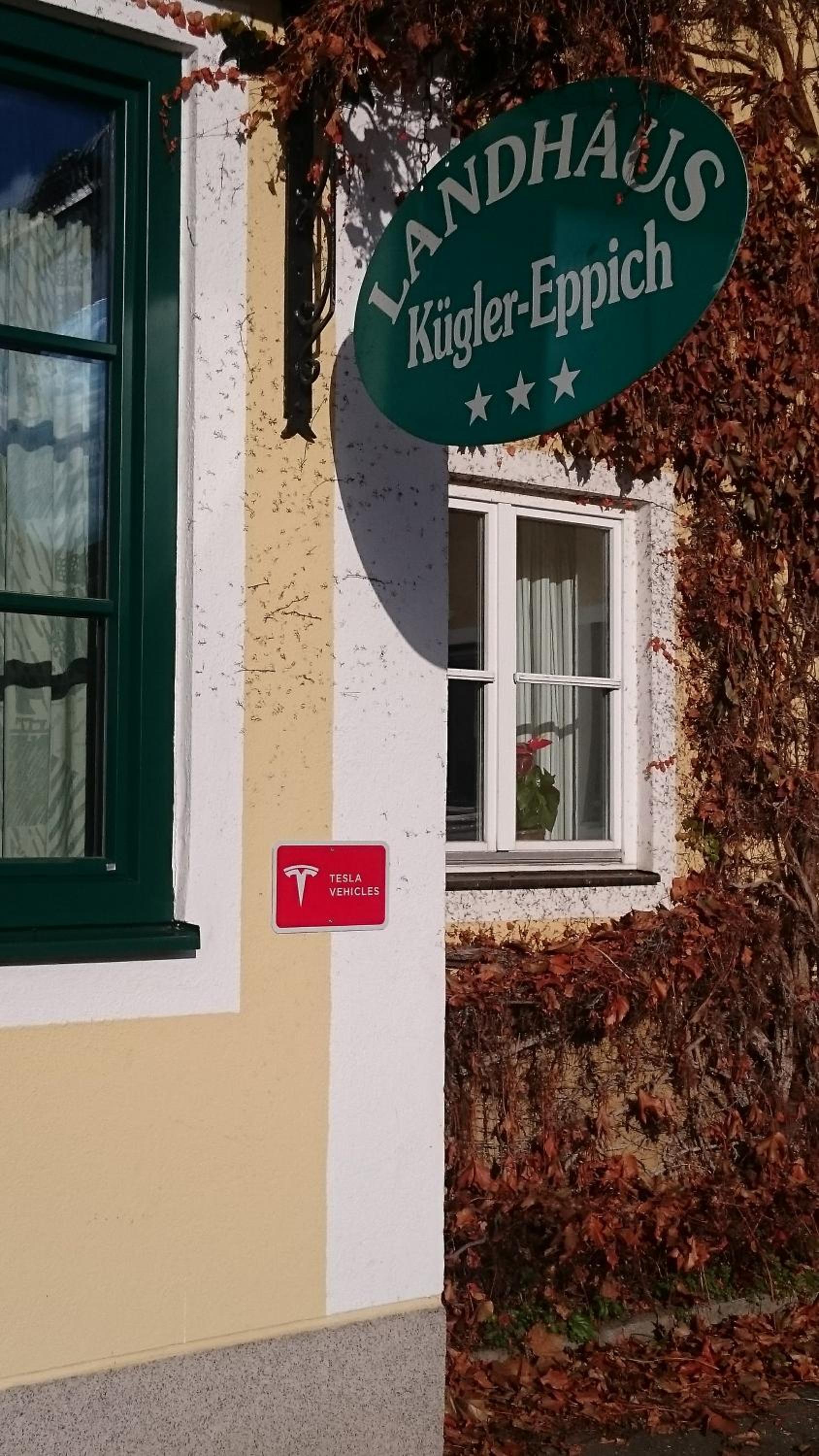 Landhaus Kügler-Eppich, KuEp KG