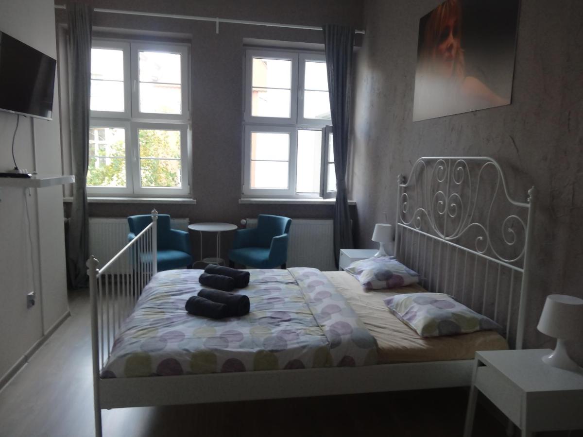 Photo 33