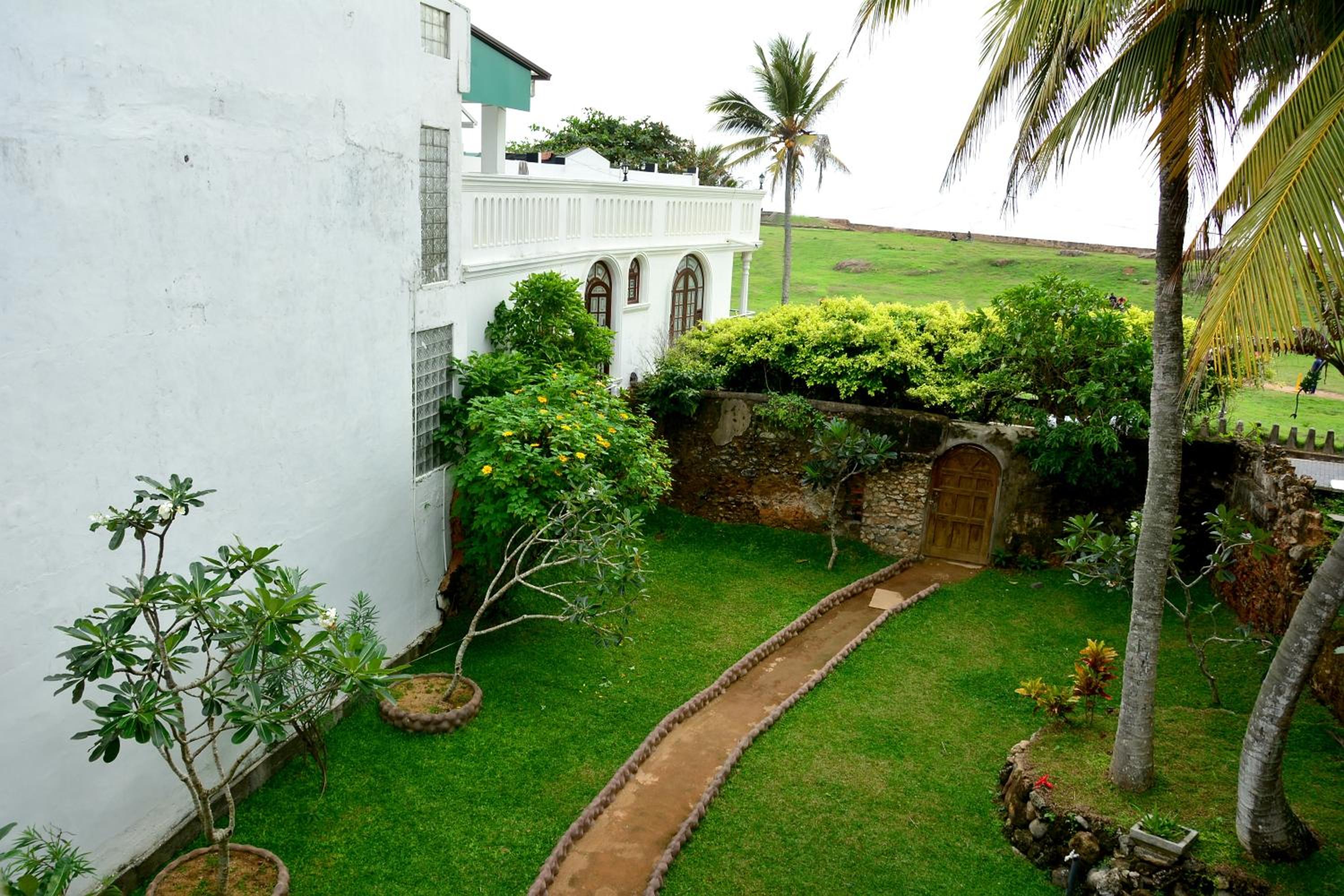 Sunset Fort Galle view 3
