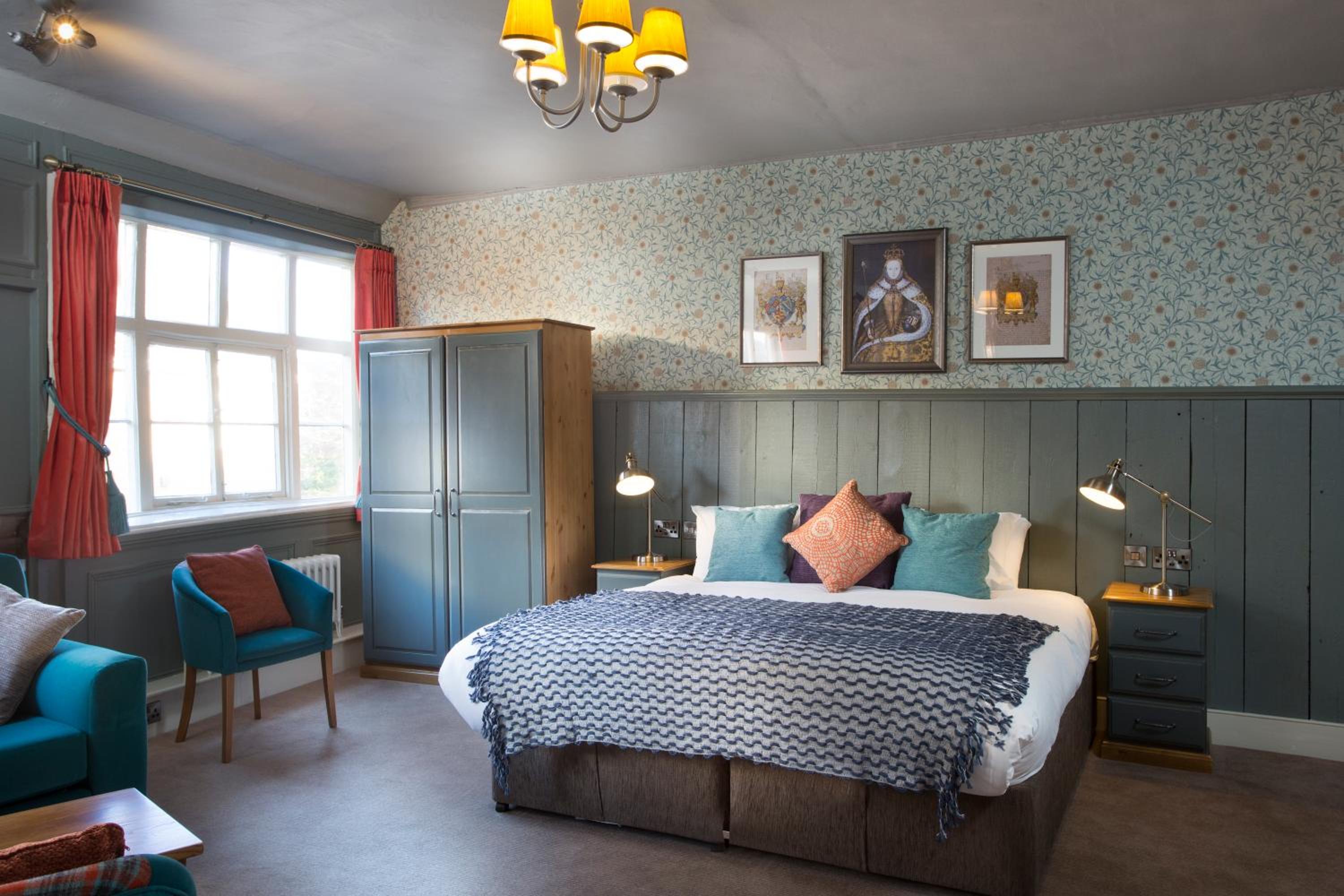The Ostrich Inn Colnbrook London Heathrow