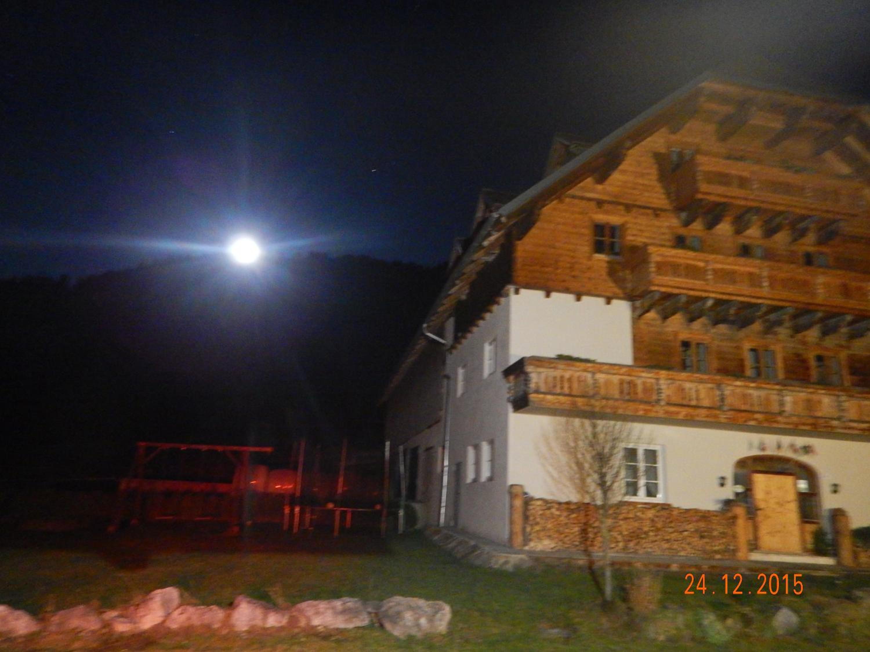 Photo 68