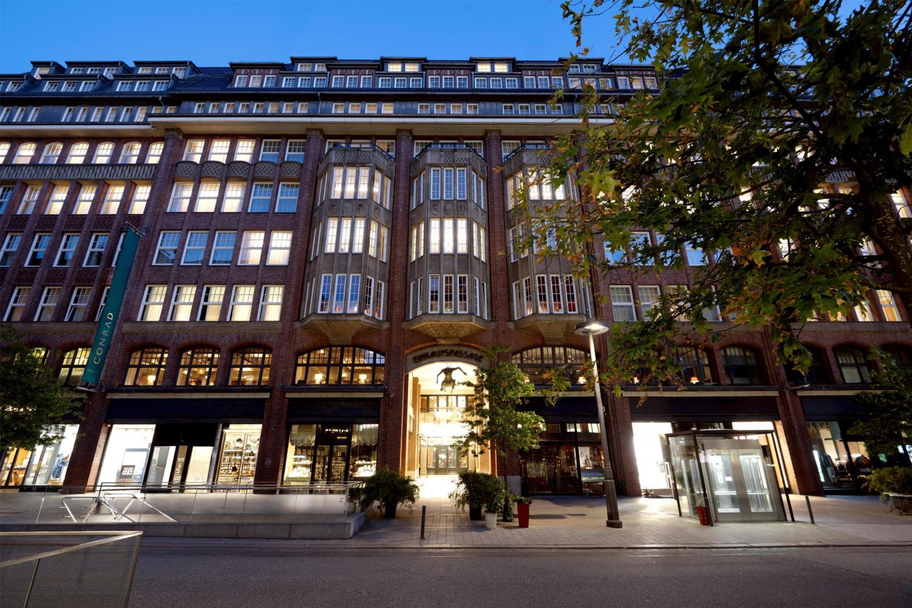 Conrad Hamburg