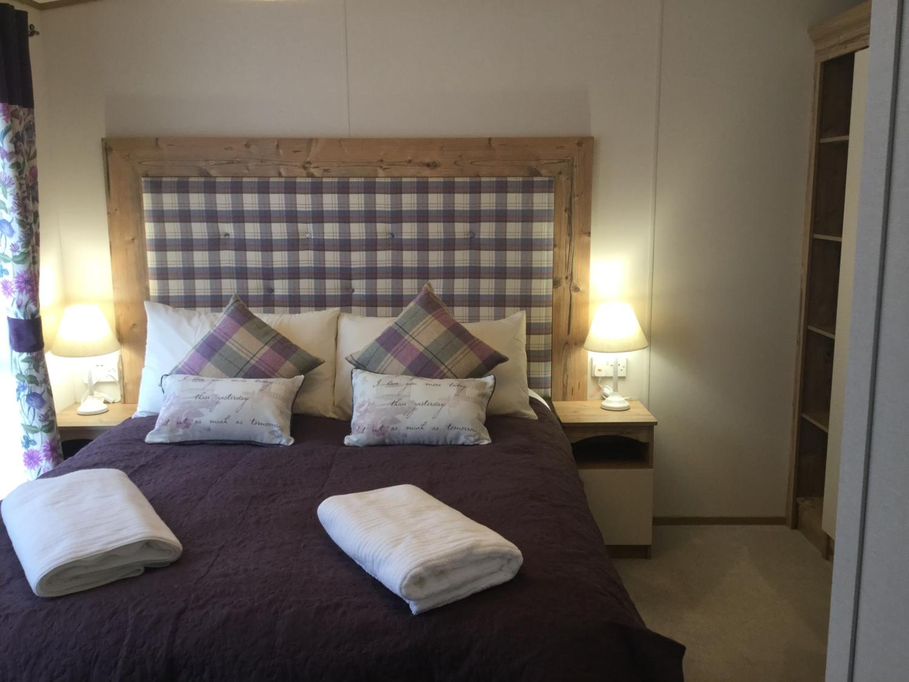 Dunroamin Lodge view 4