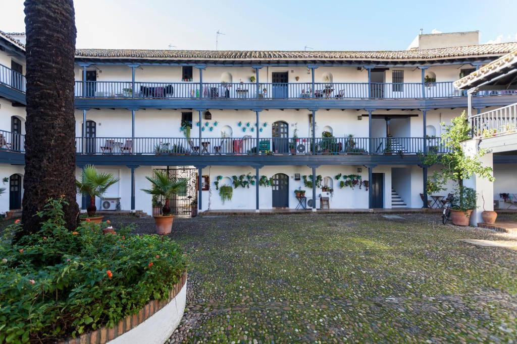 Apartamentos Gadi Corral Siglo XVI