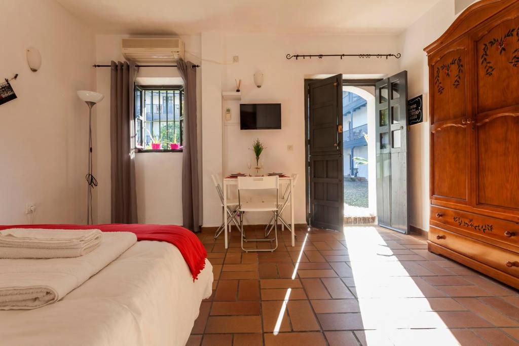 Apartamentos Gadi Corral Siglo XVI