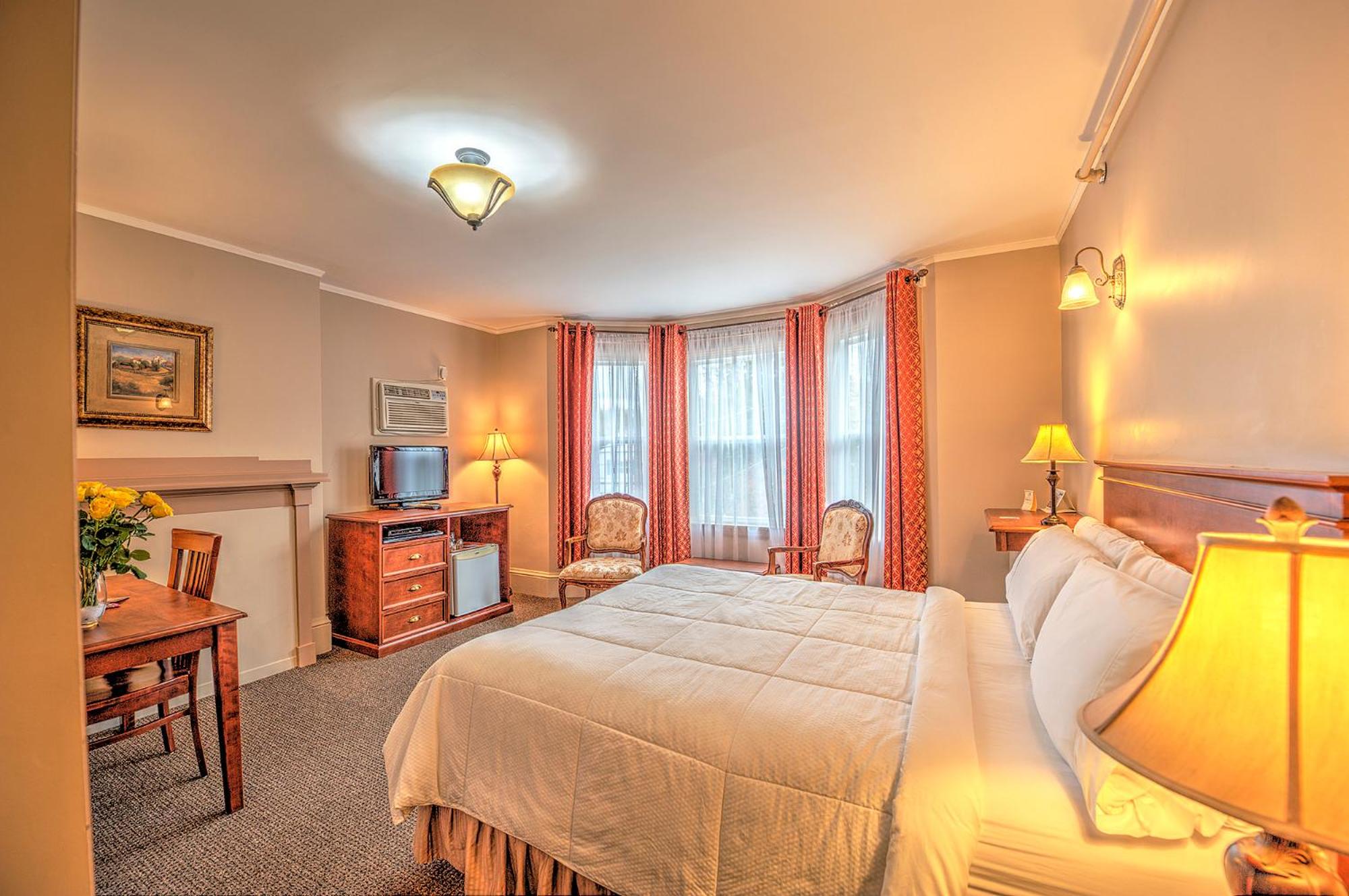 Charlottetown Vacations - The Sonata Inn - Property Image 9