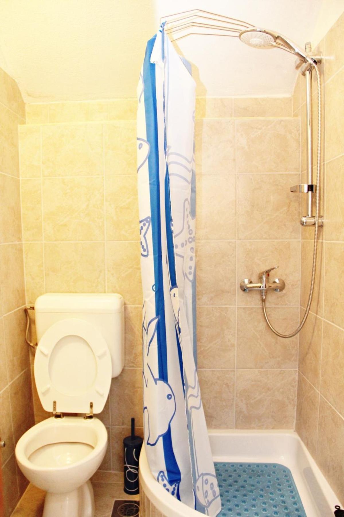 Photo 37