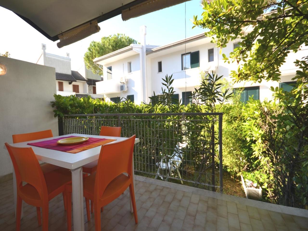 Villa Betty view 3