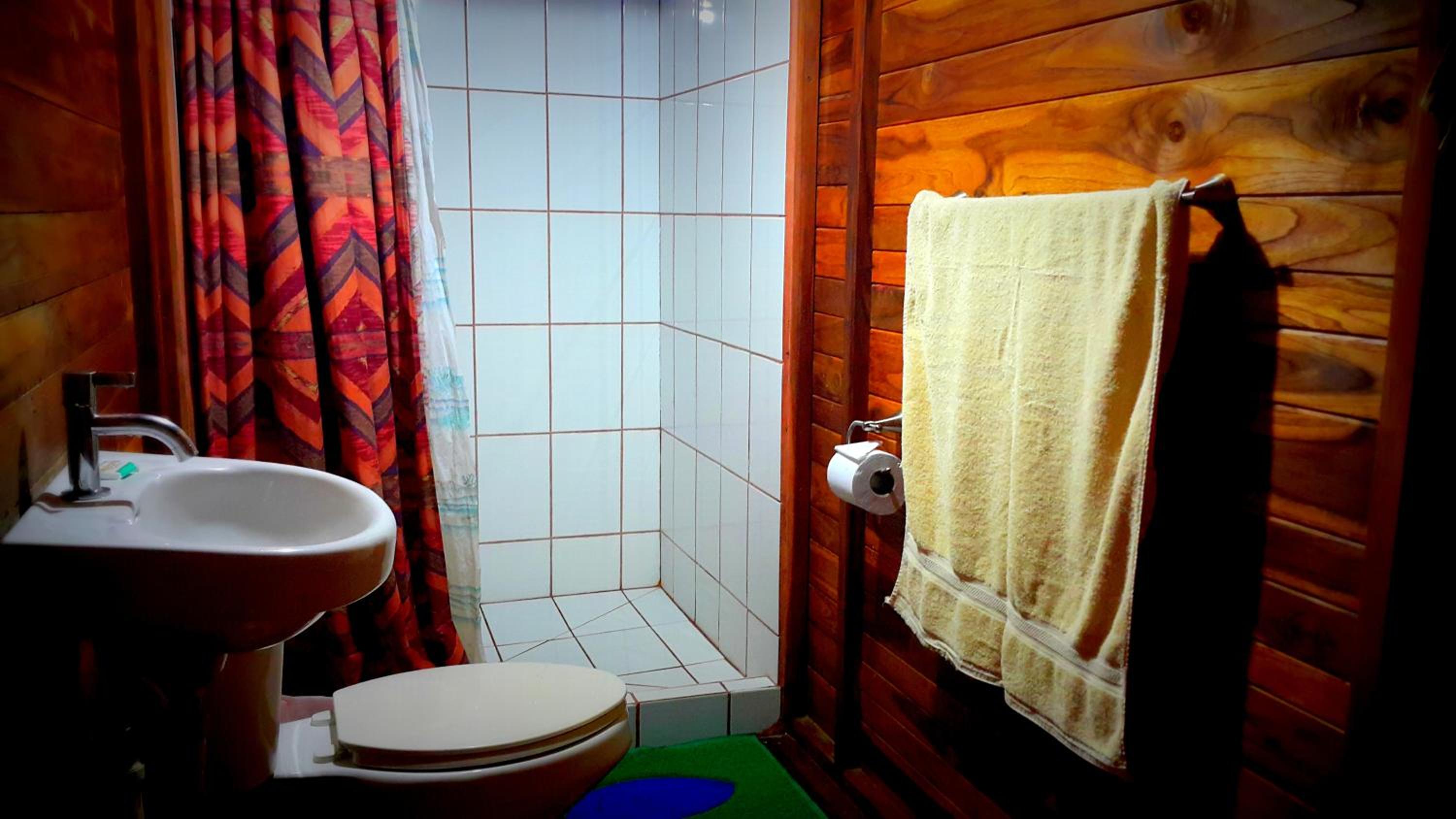 Hotel Cabañas La Teca