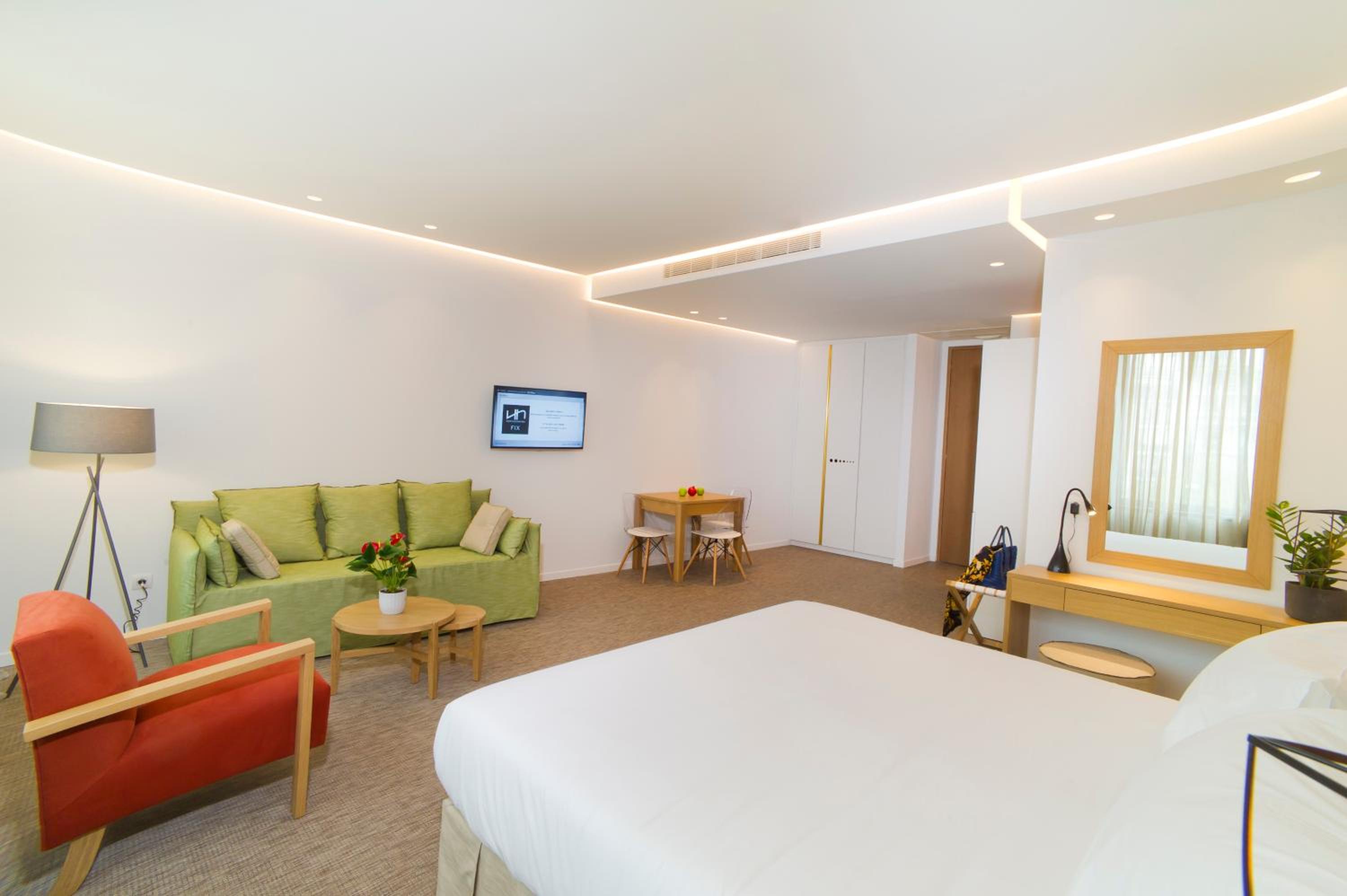 NLH FIX | Neighborhood Lifestyle Hotels