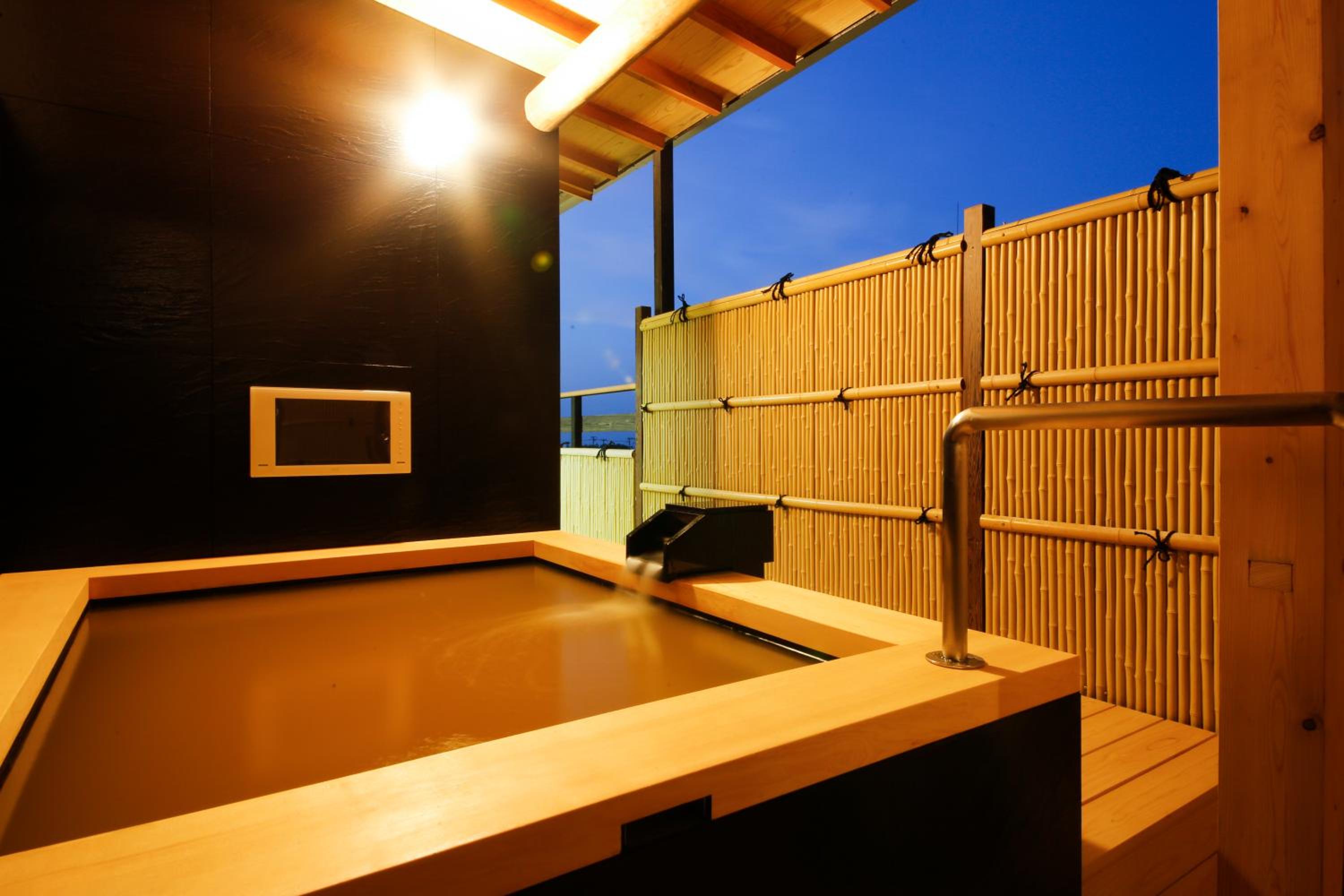 Arima Hot Spring Ryokan Hanamusubi