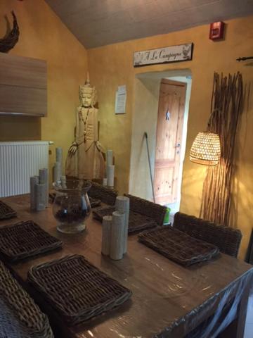 Gîte de Corbion une envie d'Ailleurs 6personnes et le Pt Bonheur 2 personnes