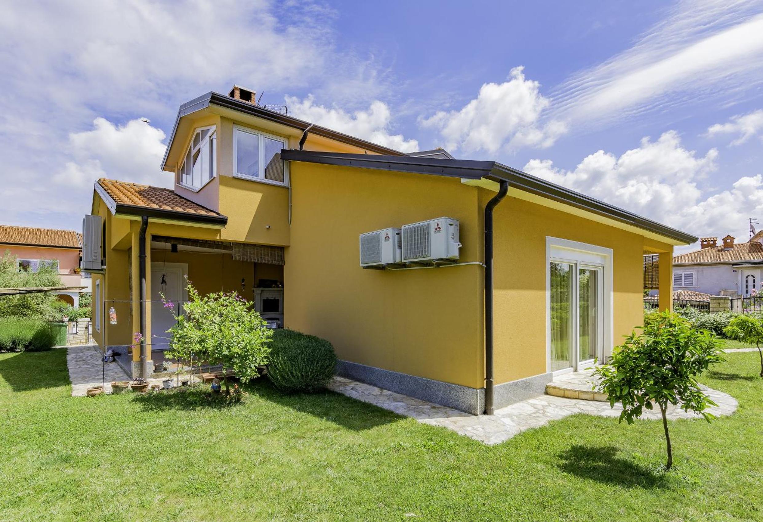 Božica house with apartment