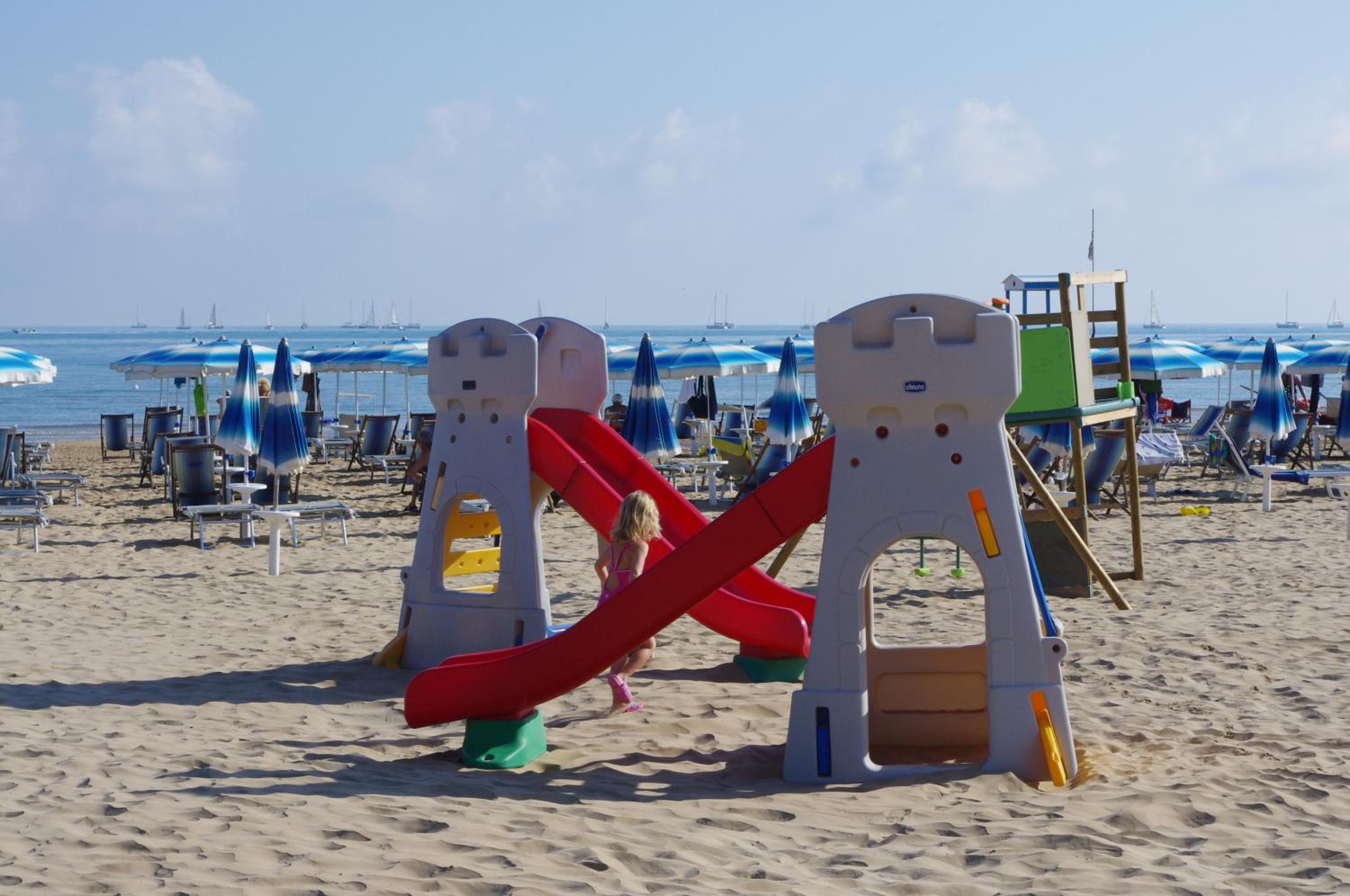 Baia Degli Aranci Suite & Apartments photo 5