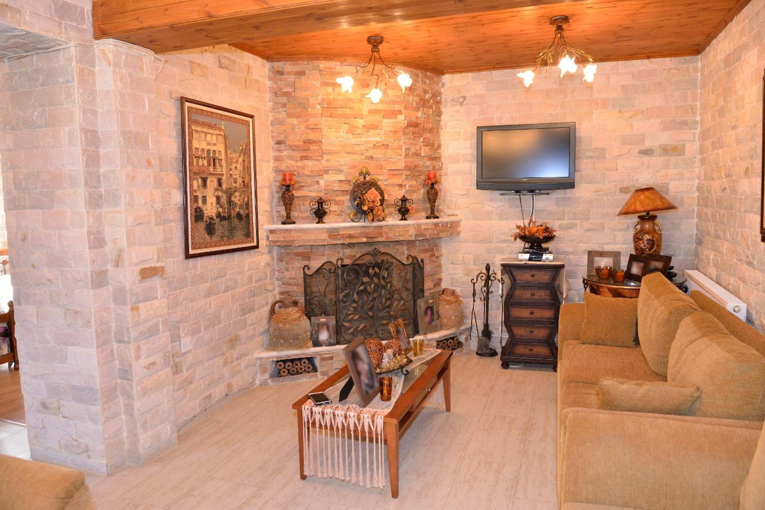 The Love Holiday House