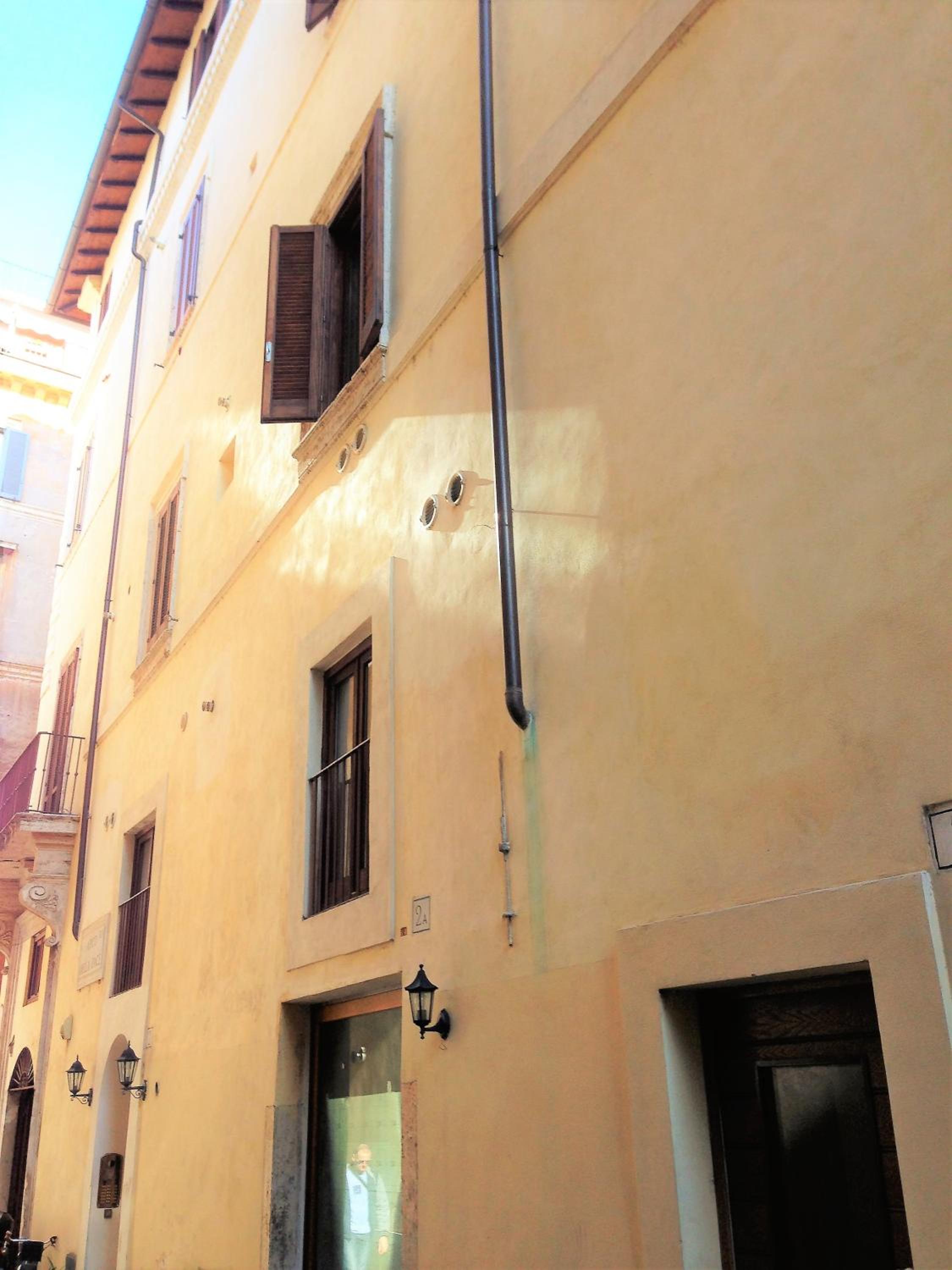 Navona Secret Suite