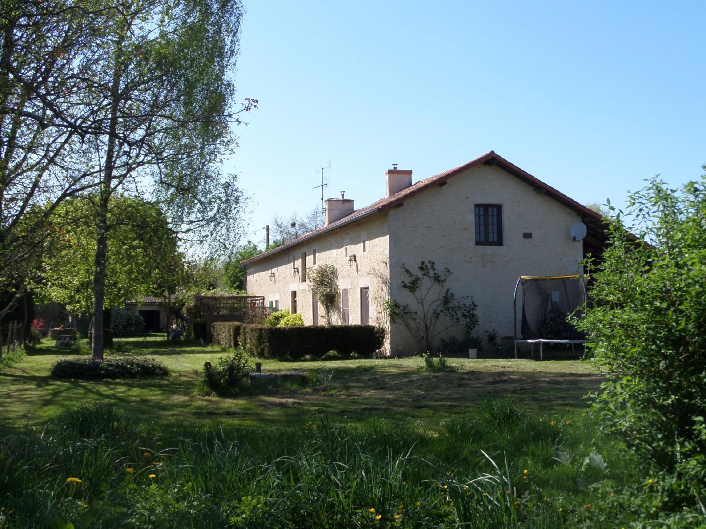 Photo 41