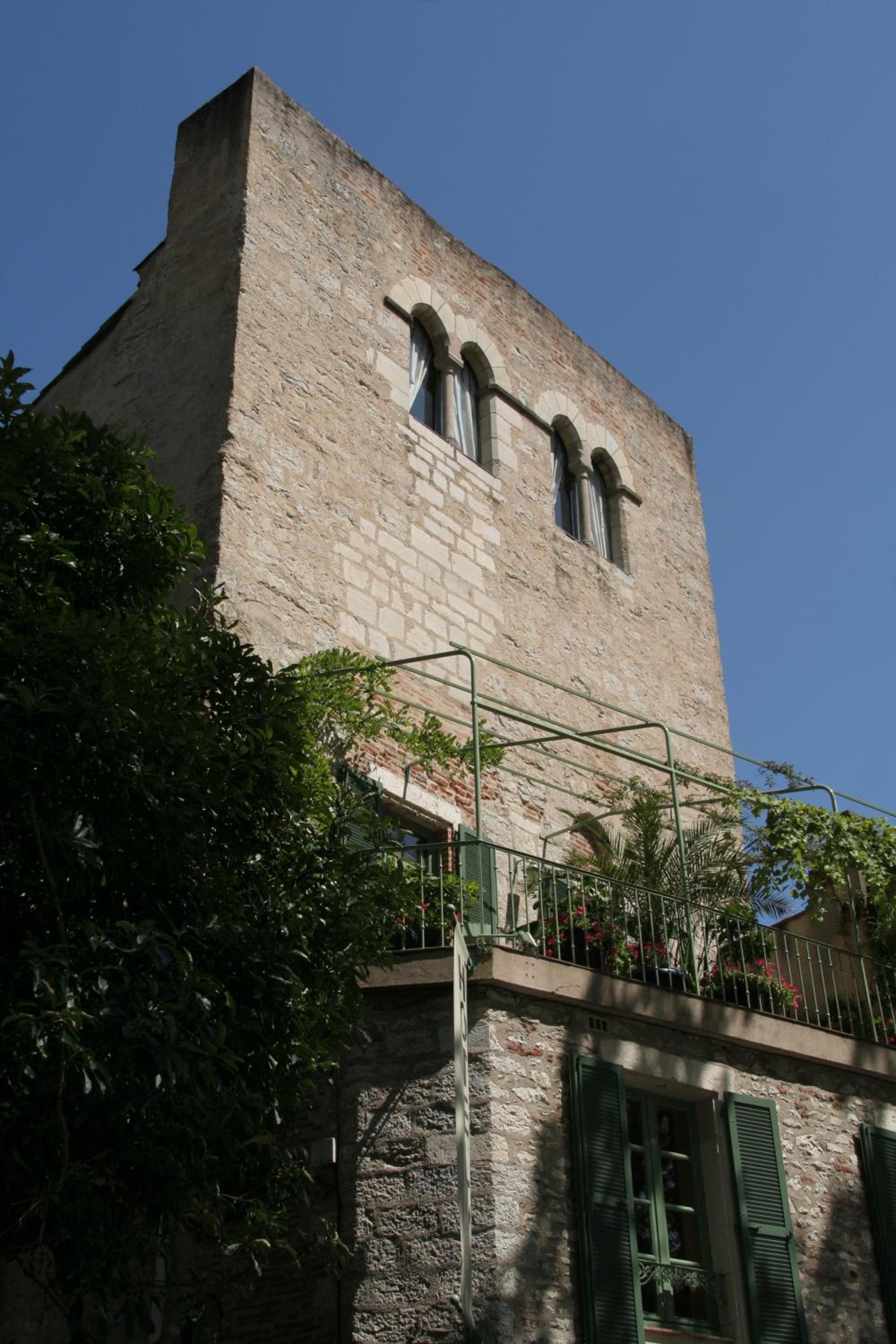 balcony
