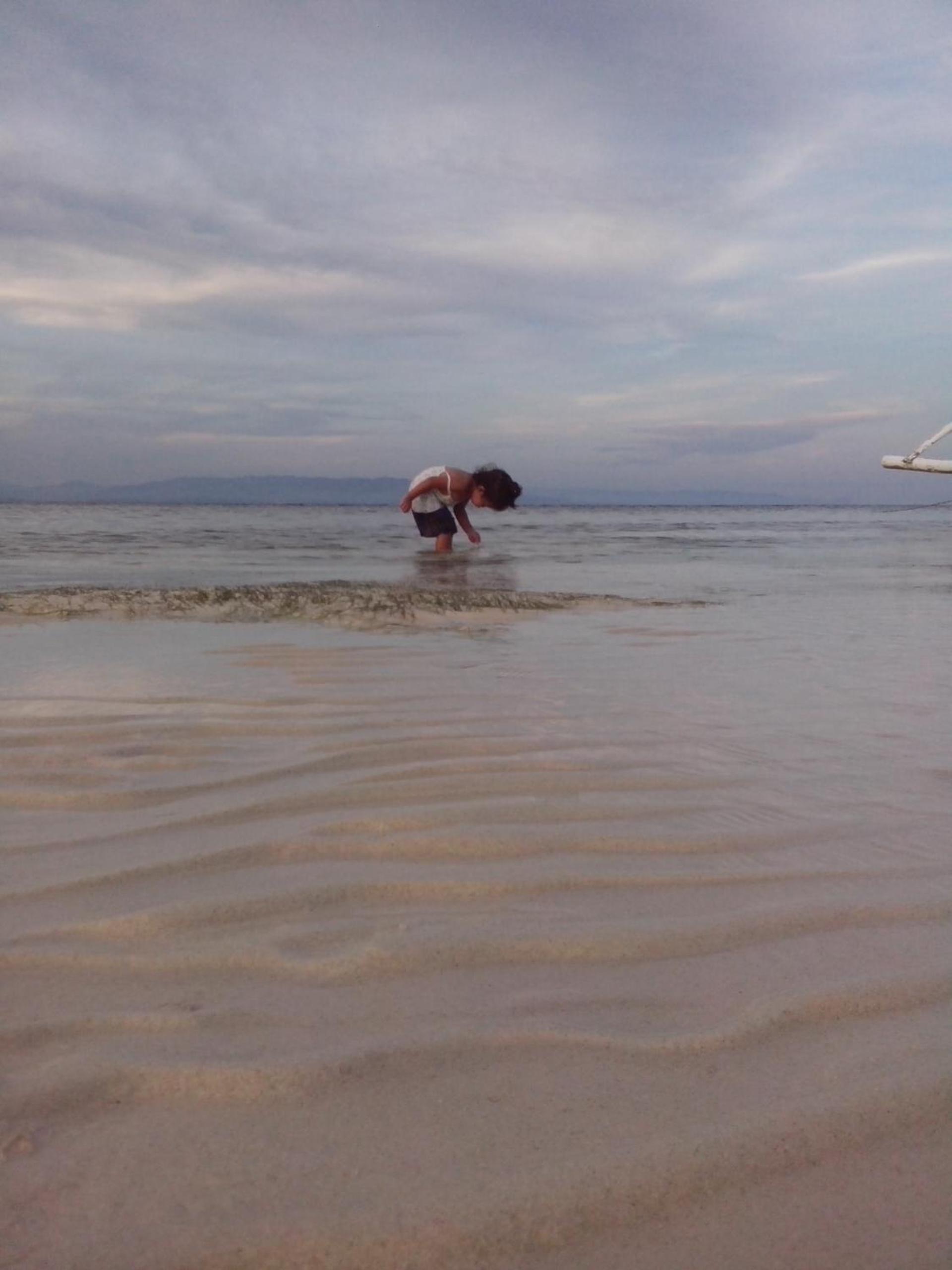 Shirley's Cottage - Pamilacan Island view 4