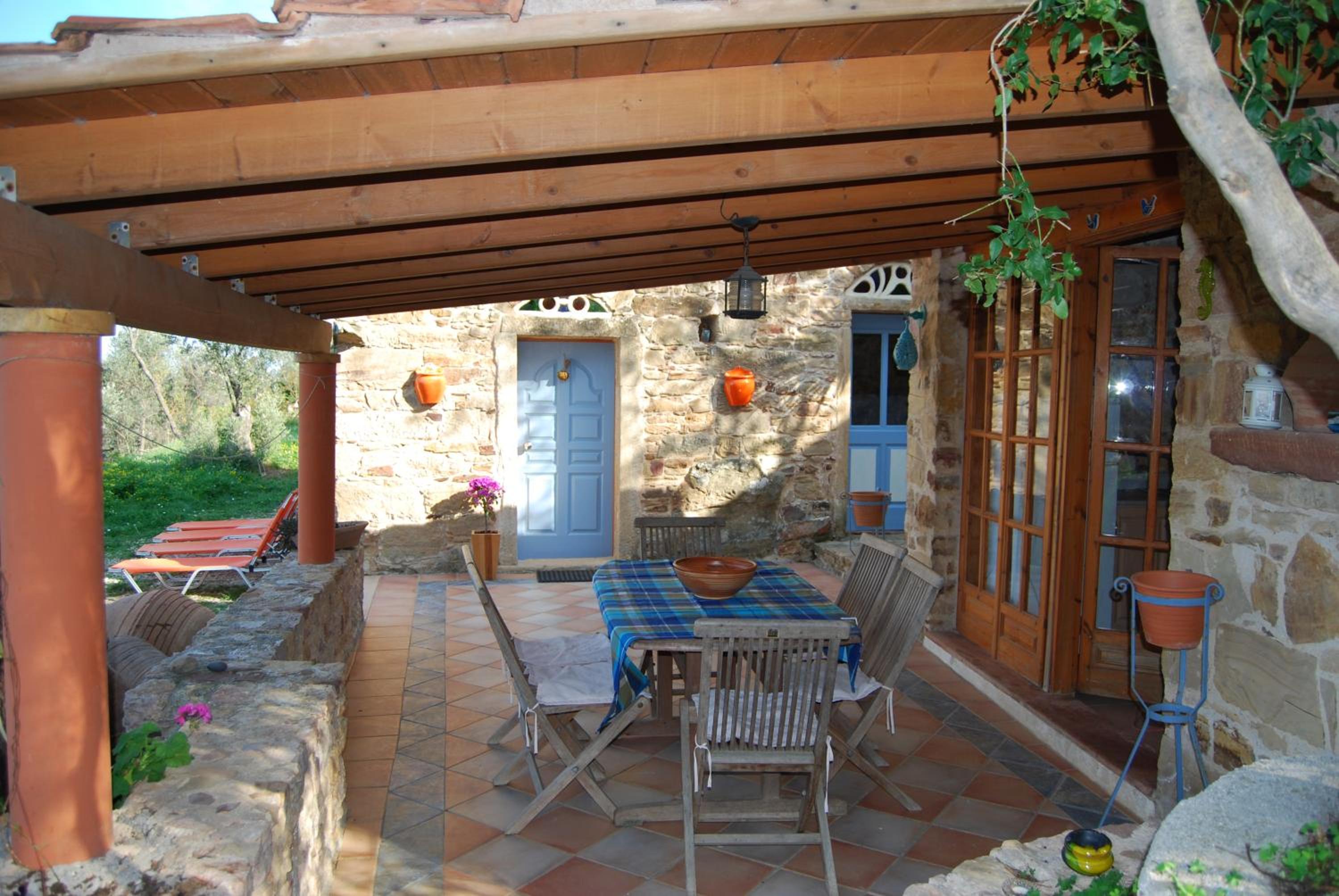 Villa Spiti Elaionas view 4