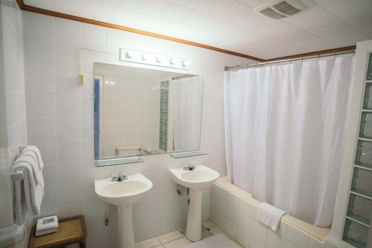 Aruba Beach Villas