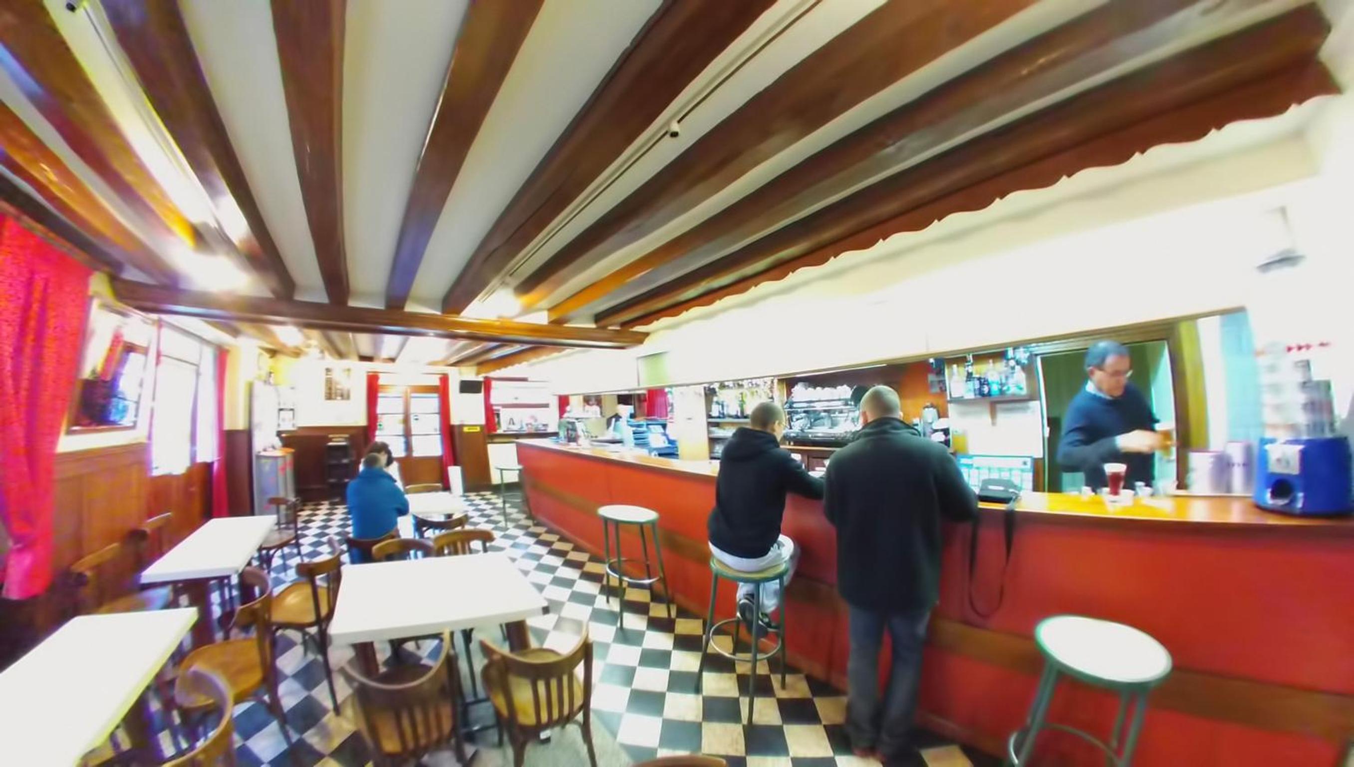 restaurant