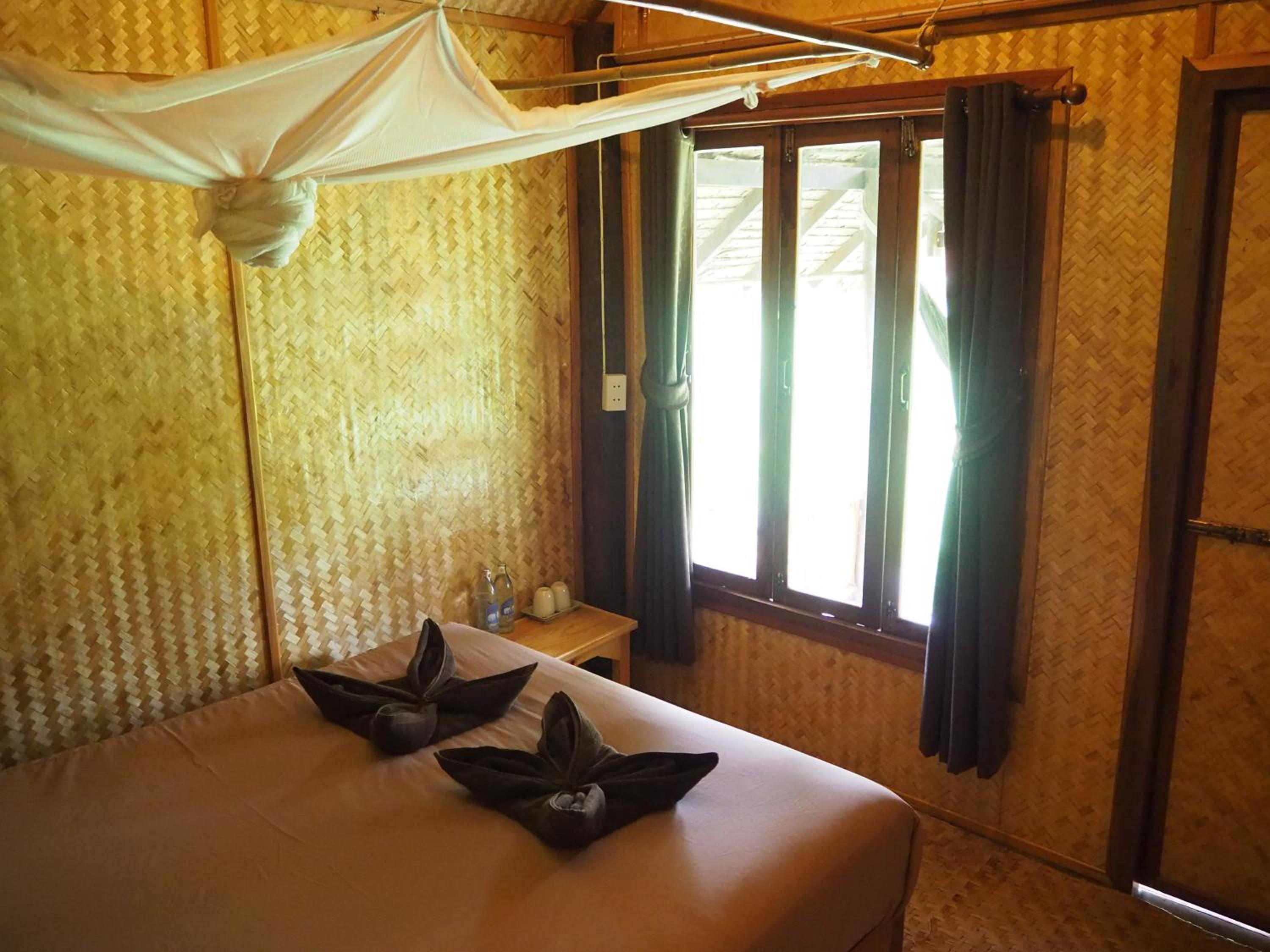 Pai Country Hut