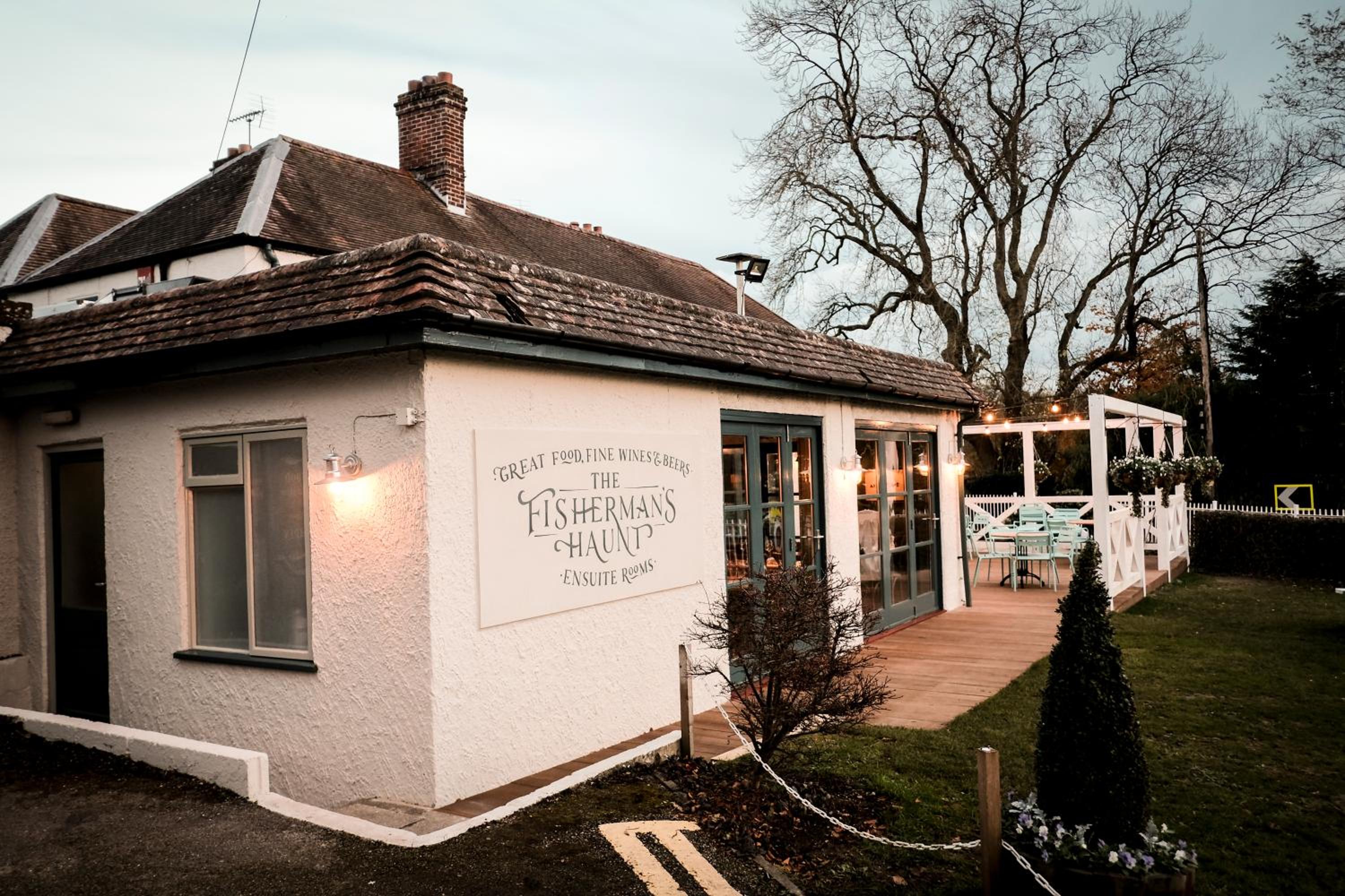 Hotel Fisherman's Haunt Hotel - Image 1